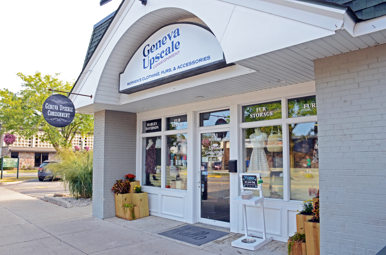 Geneva Upscale Consignment photo 3
