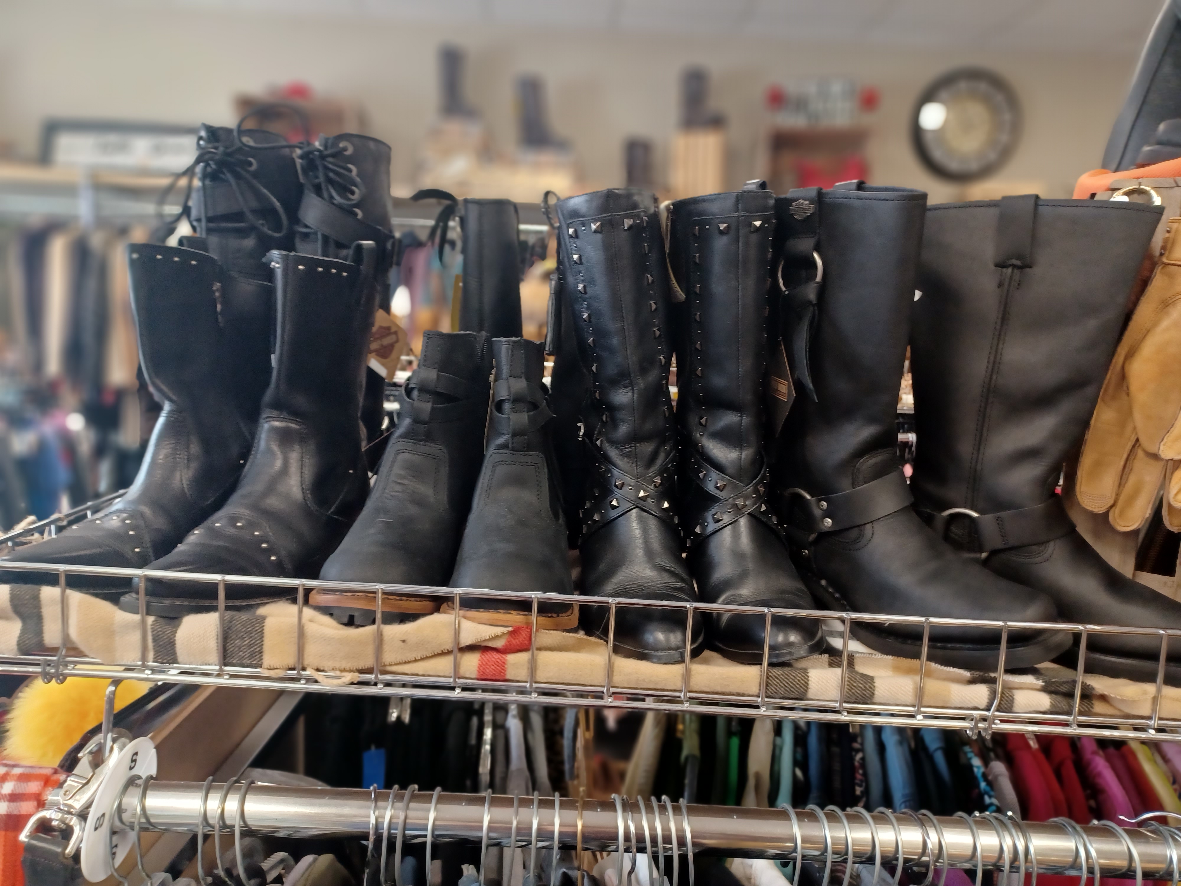 Geneva Upscale Consignment photo 4