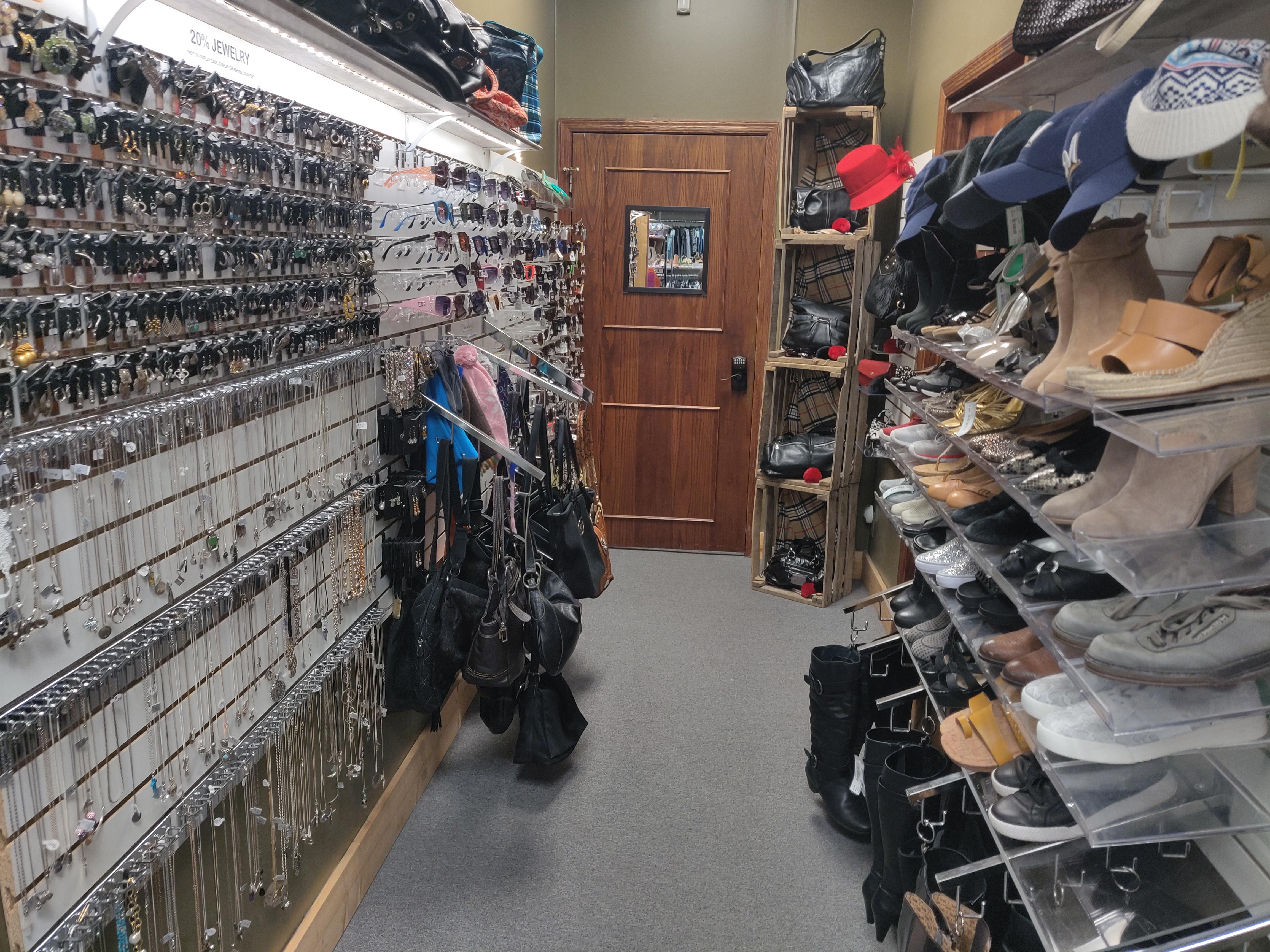 Geneva Upscale Consignment photo 6