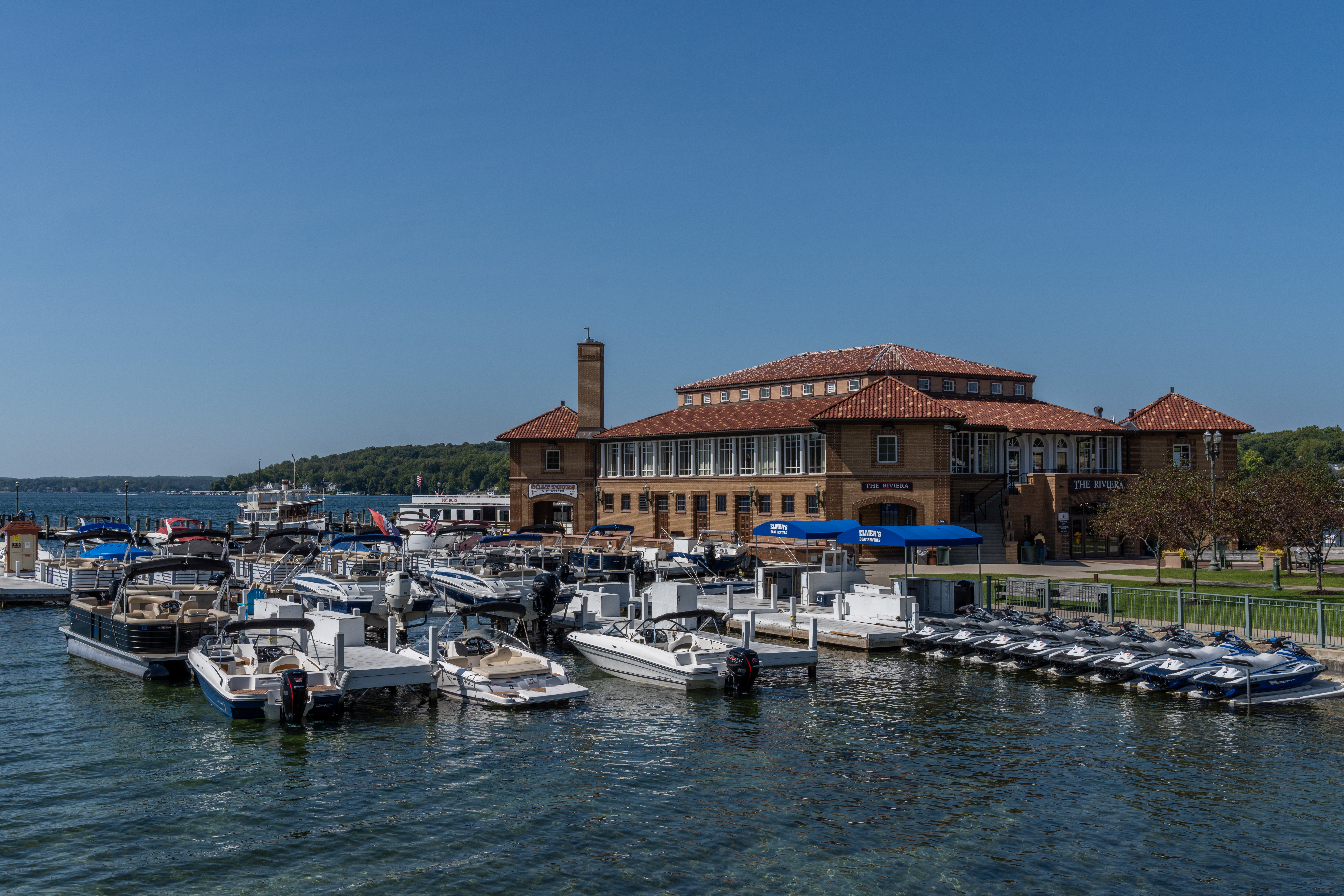Lake Geneva Boat Rentals photo 4