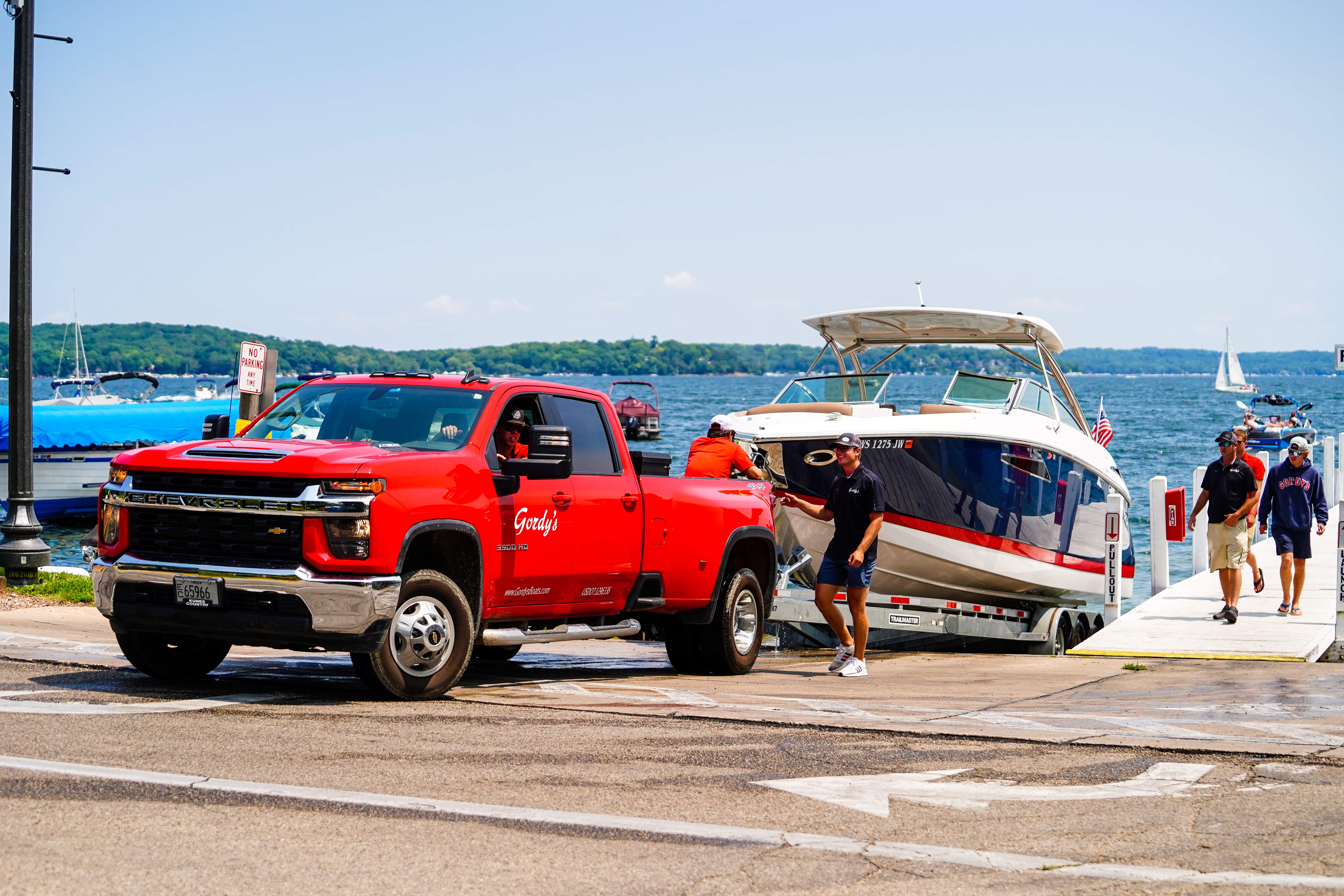 Gordy's Lakefront Marine Boat Rentals photo 6