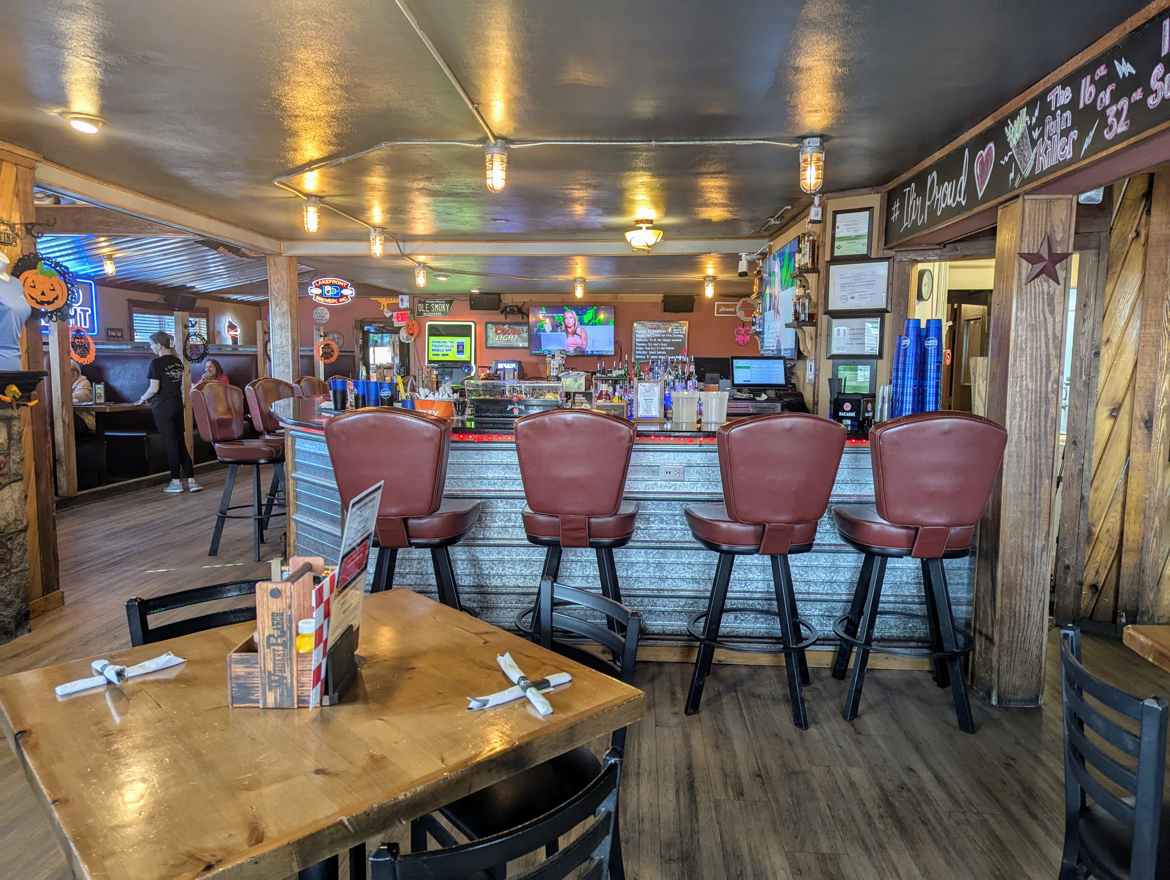 Whiskey Ranch Bar & Grill