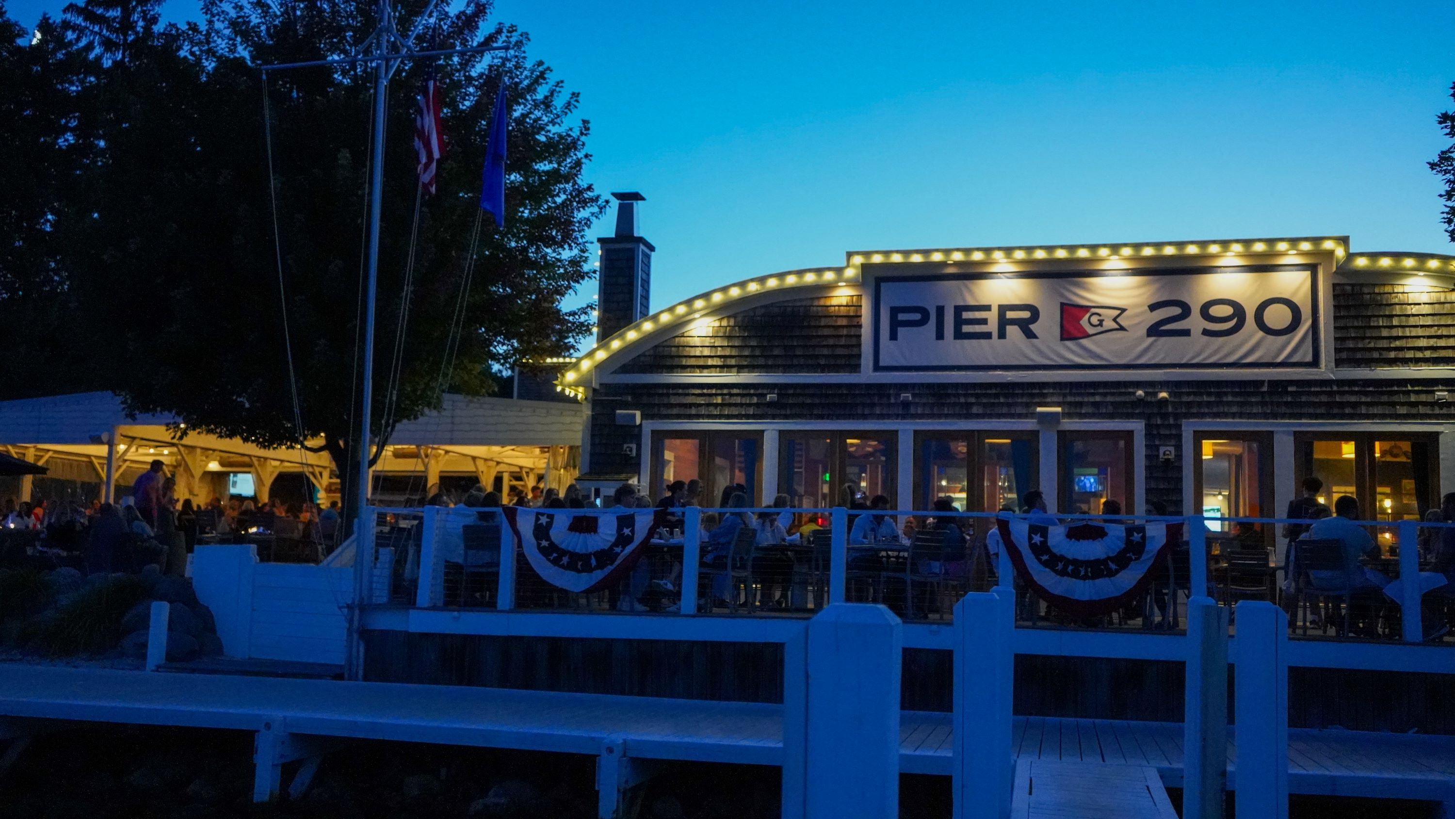 PIER 290 photo 2