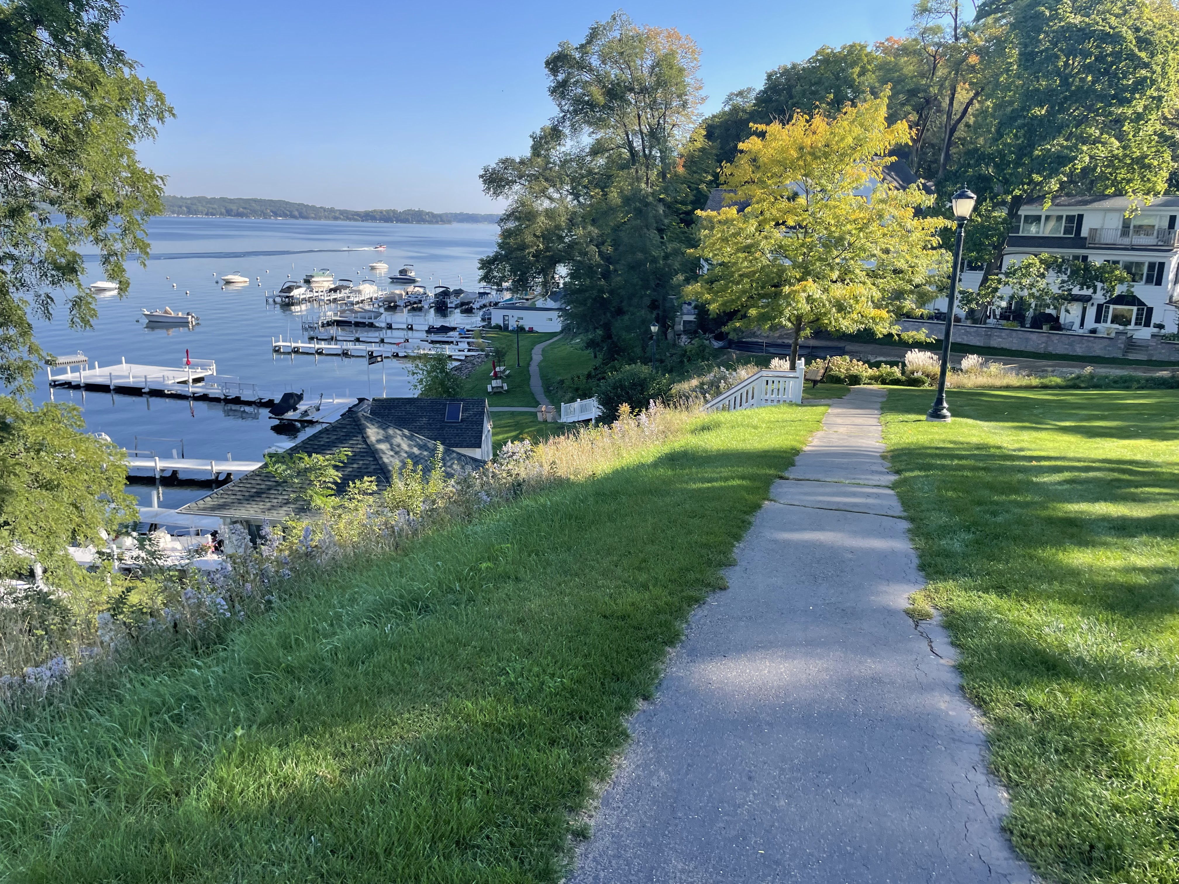 Lake Geneva Shore Path