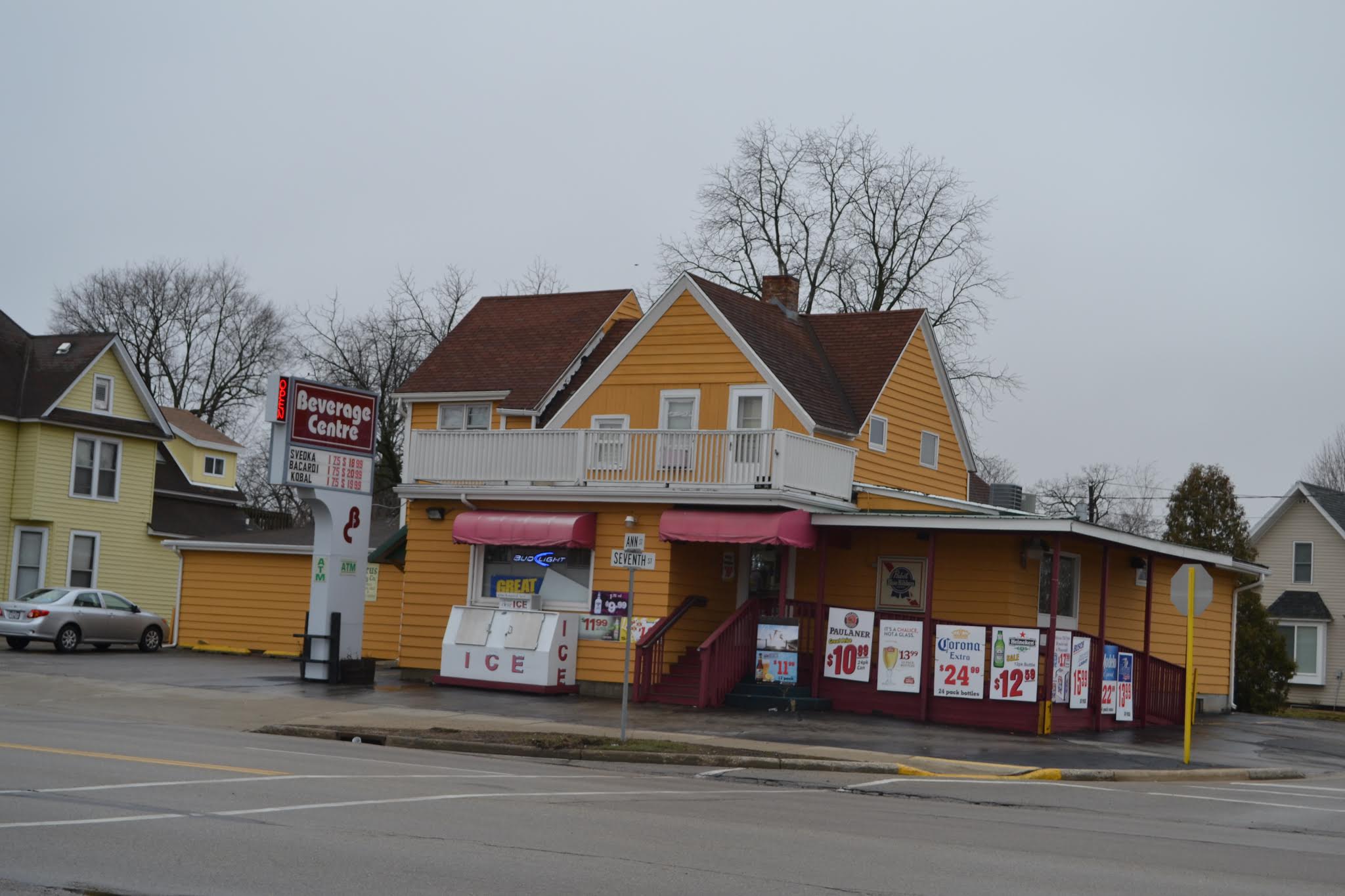 Beverage center photo 3