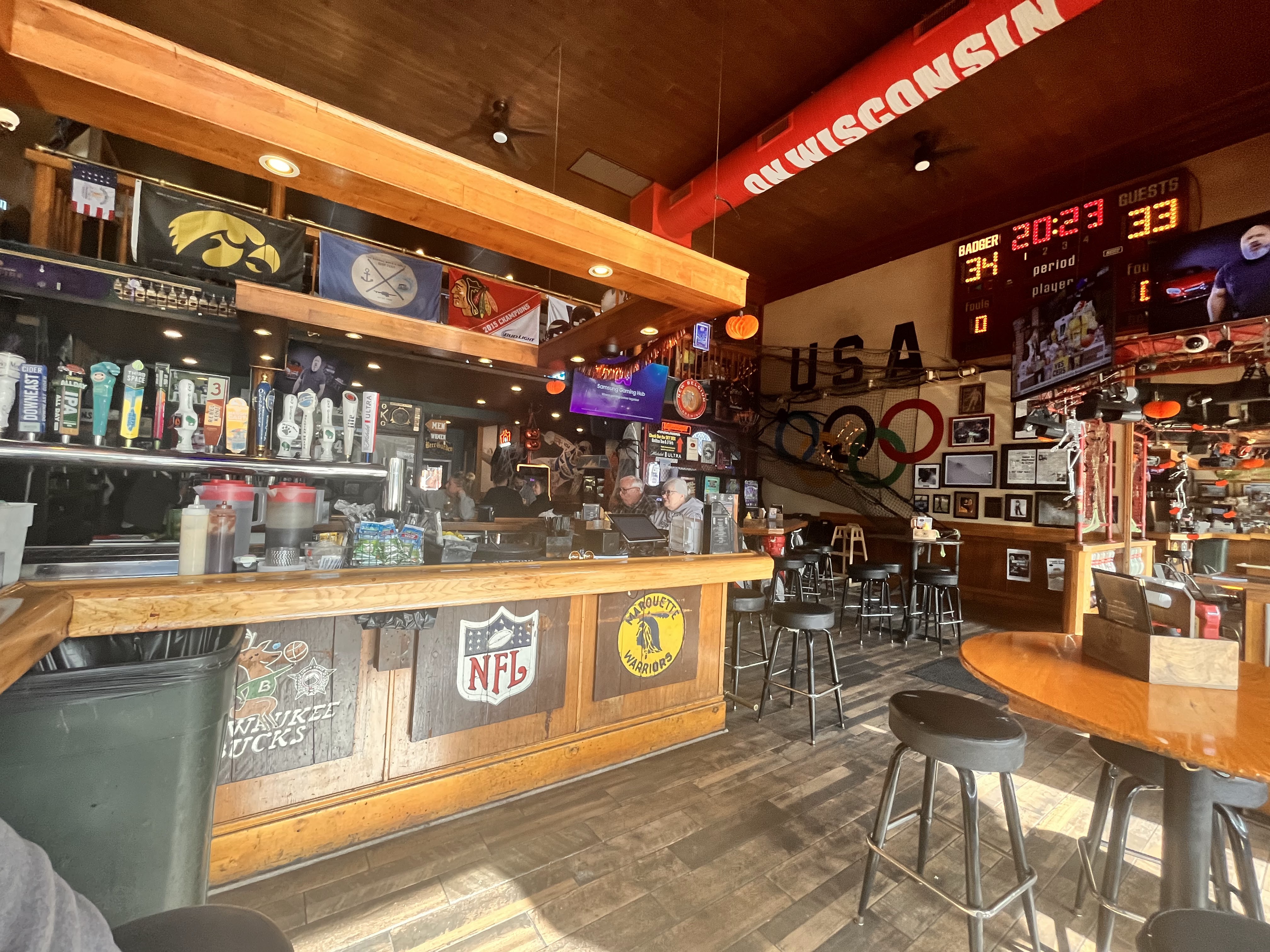 Champs Sports Bar & Grill photo 3