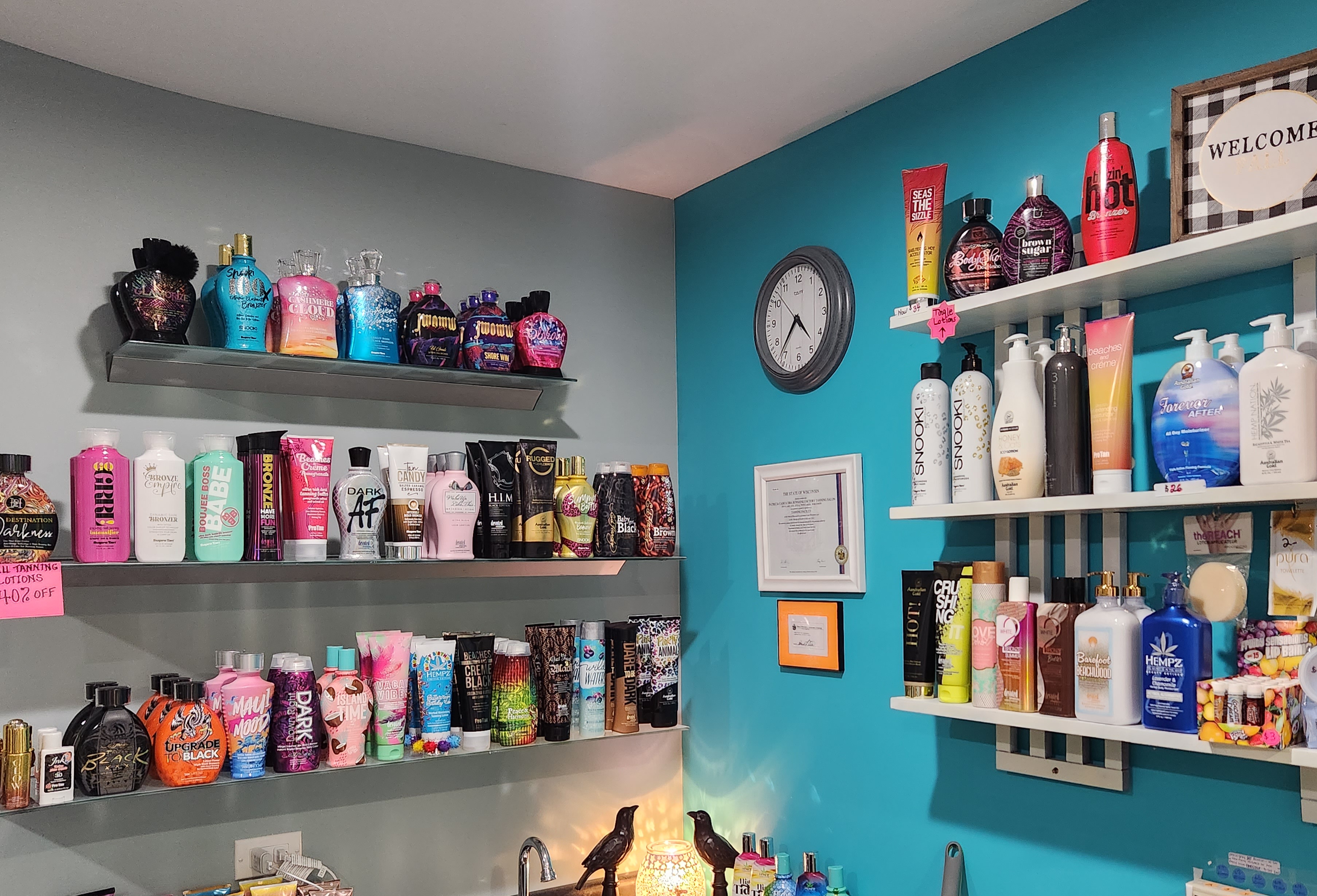 Sunshine Factory Tanning Salon photo 3
