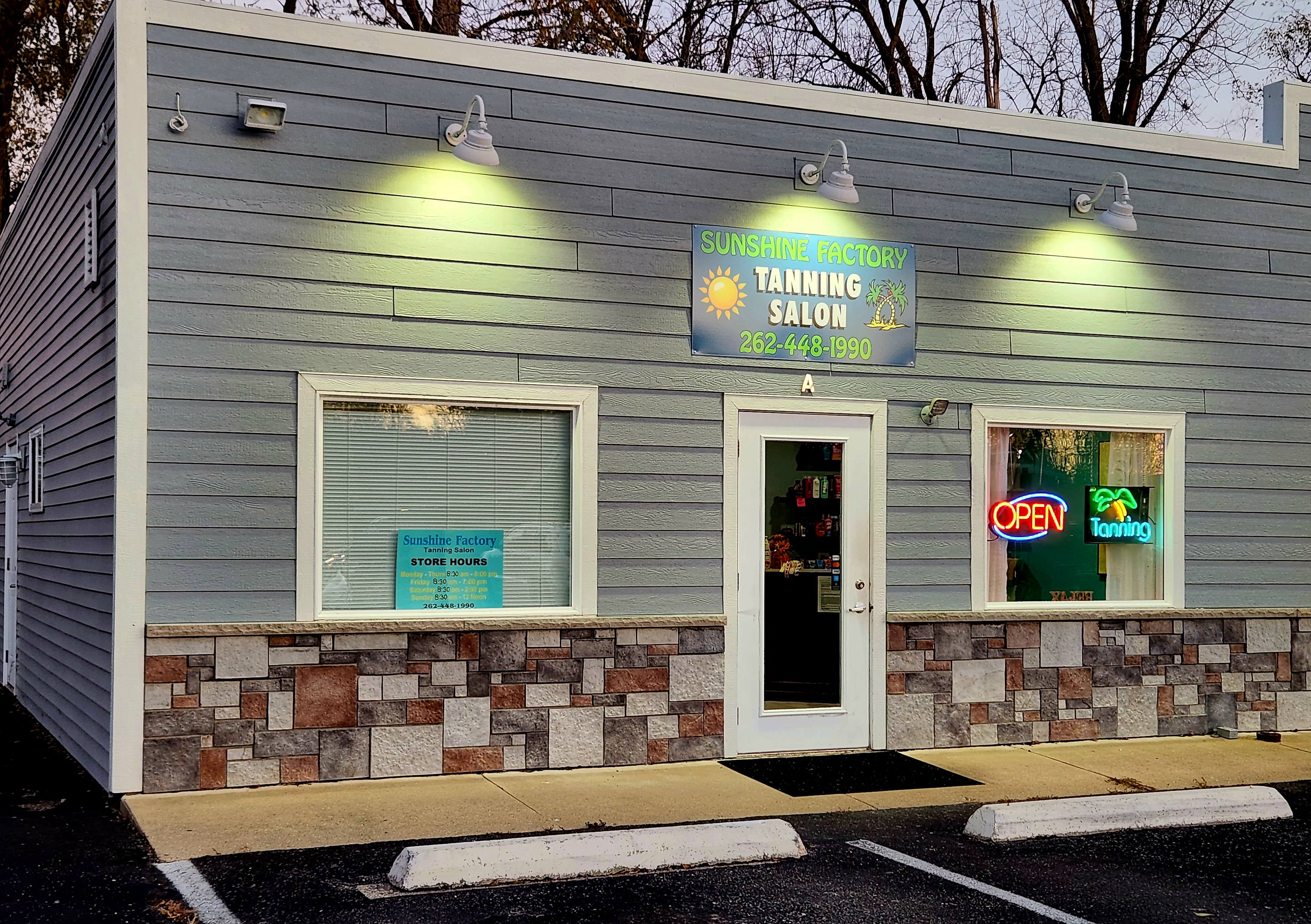 Sunshine Factory Tanning Salon photo 4