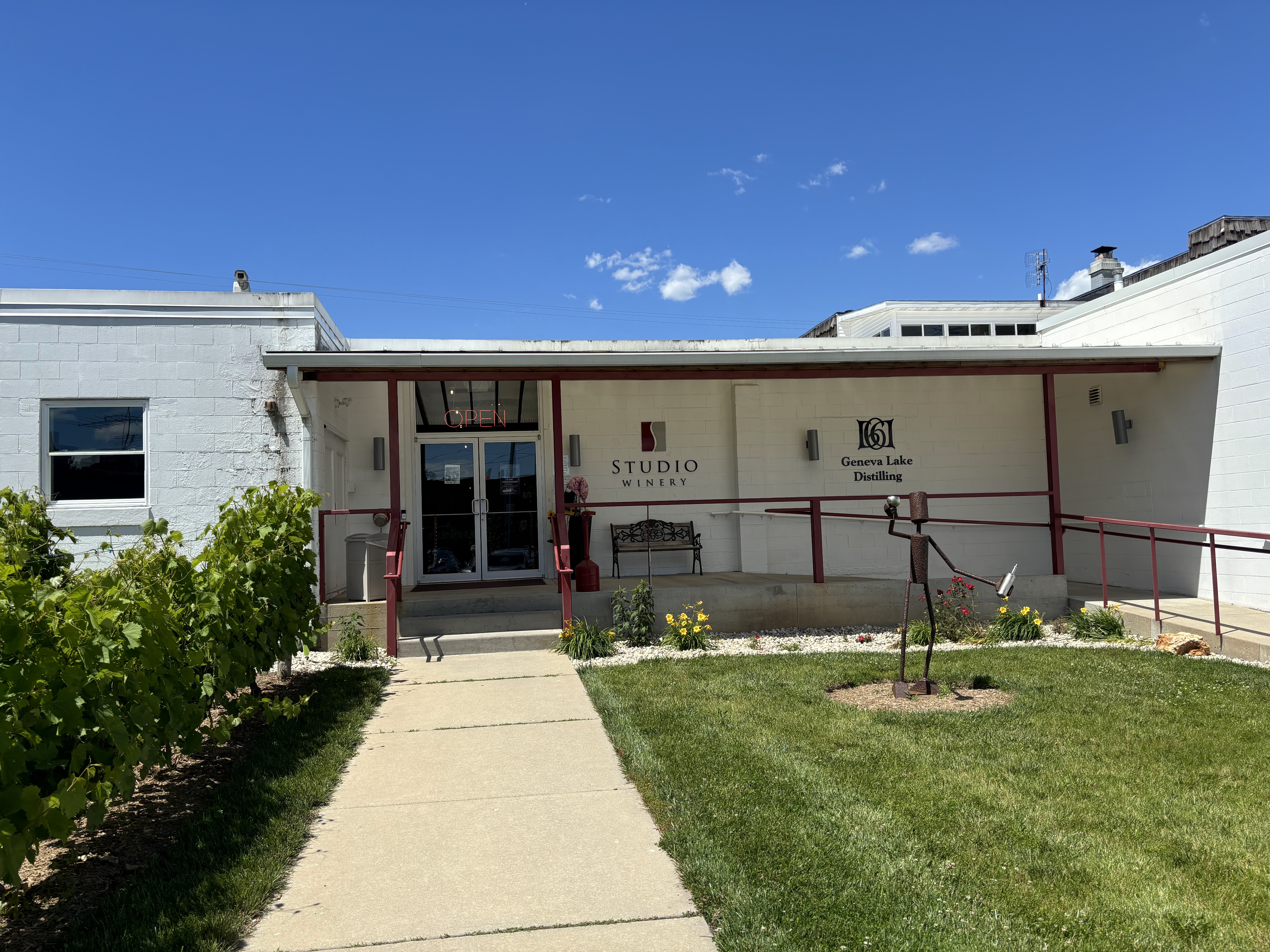 Geneva Lake Distilling + Winery photo 4