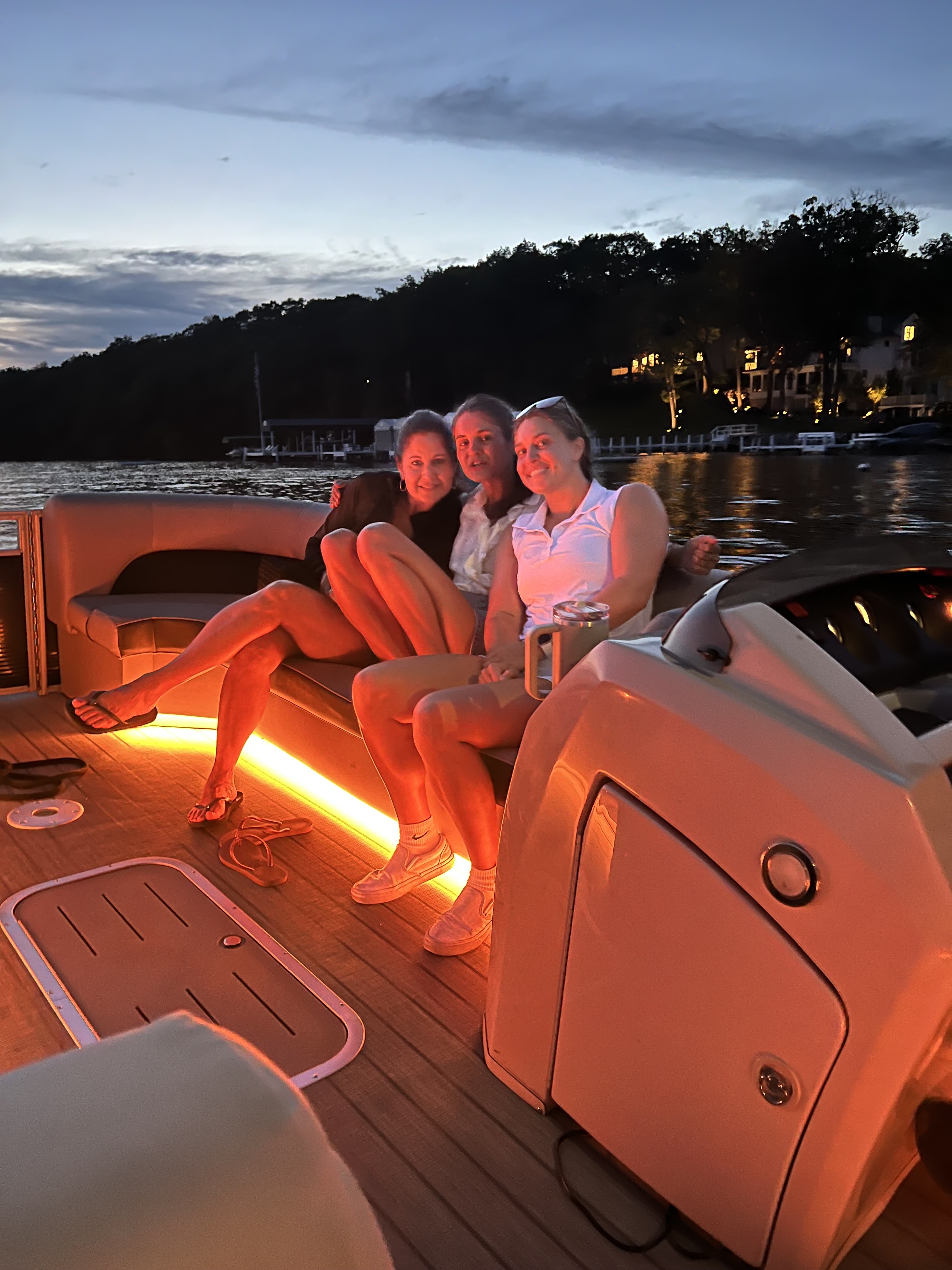 Geneva Boat Charter