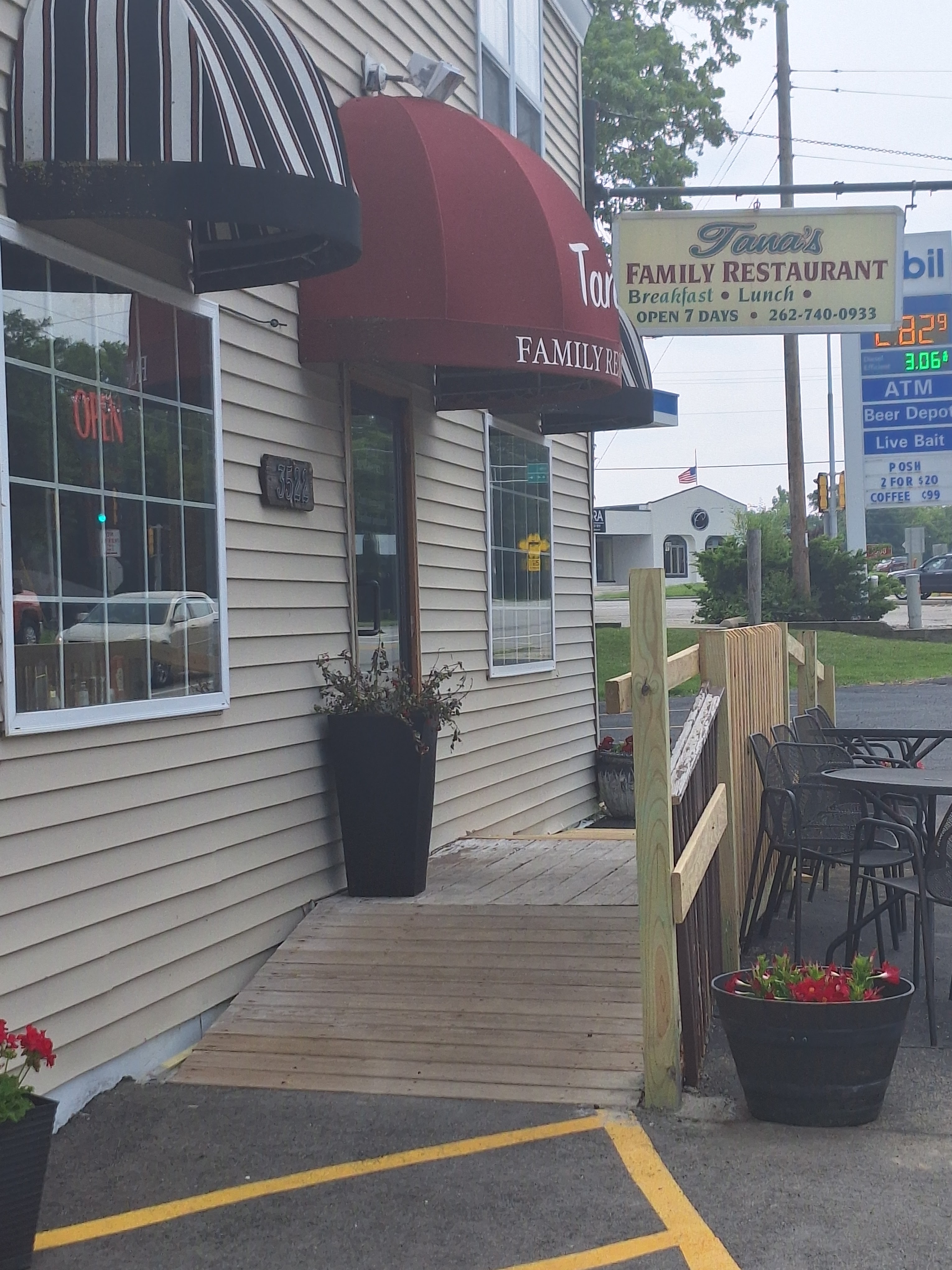 Tana's