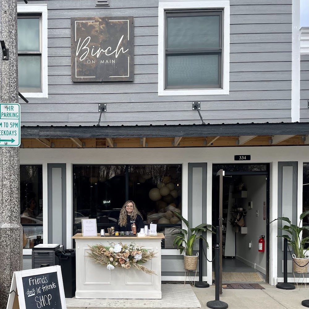 Birch on Main (formerly Adcock Farm + Co)