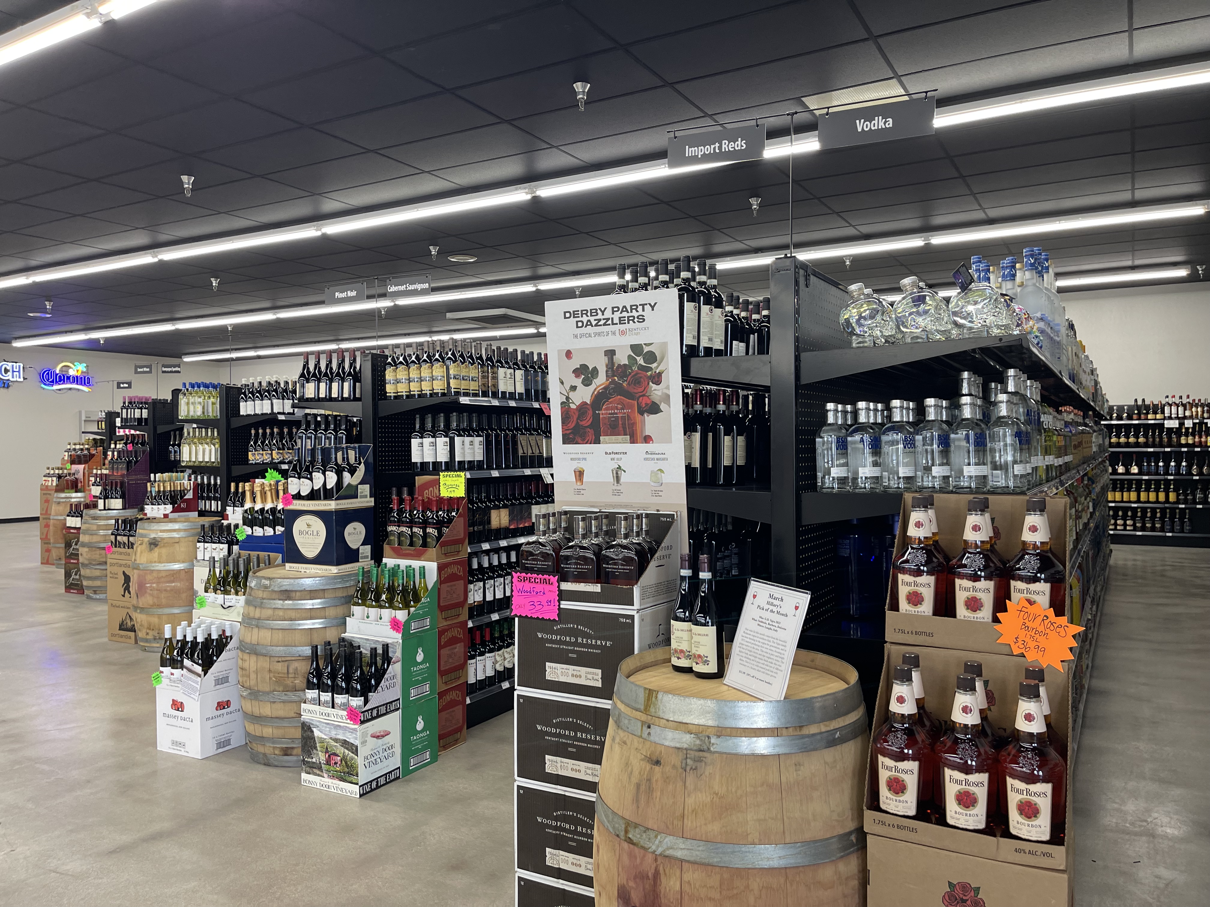 Aman’s Beer + Wine - Delavan photo 3