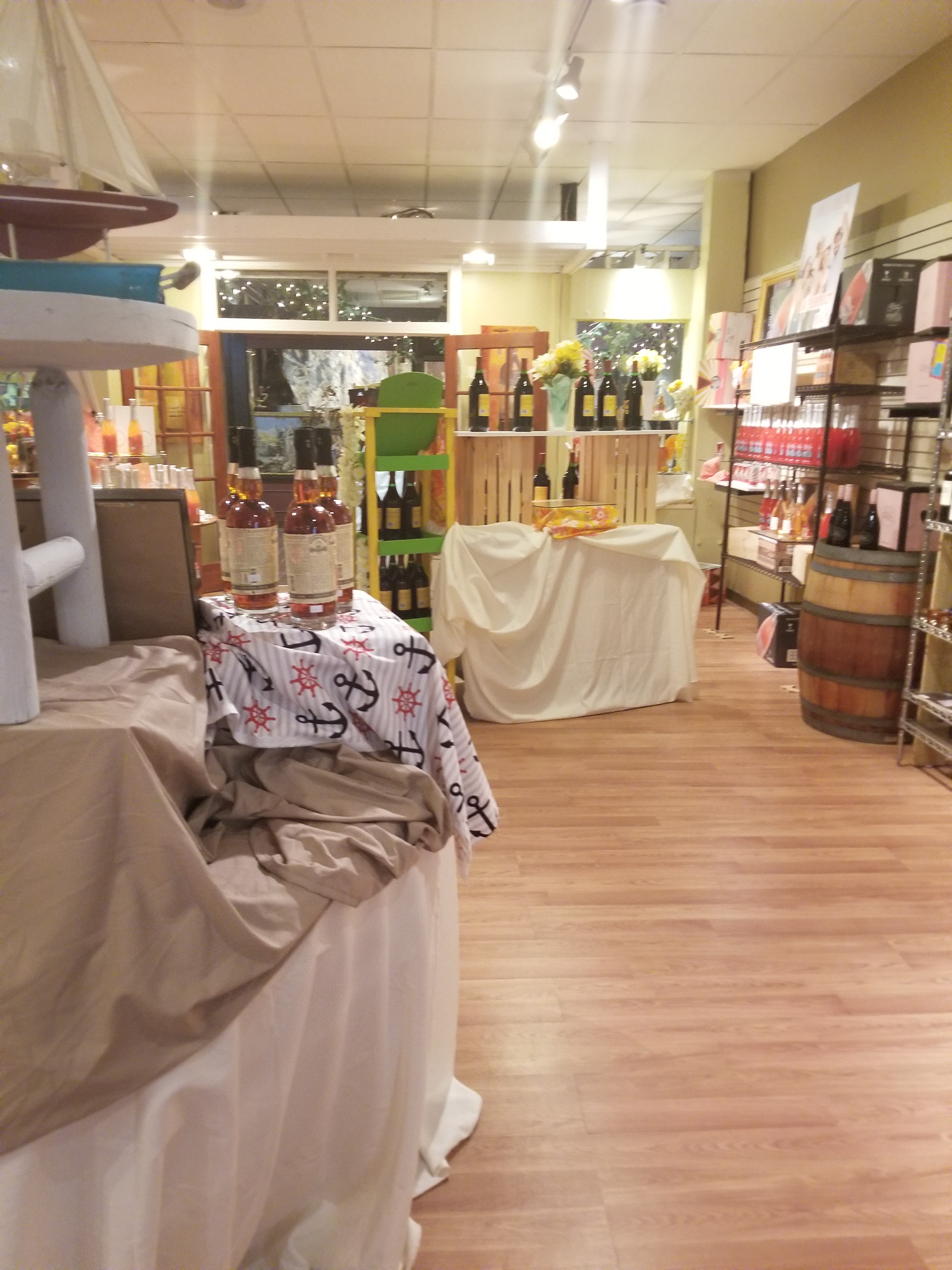 New World Wine Shop photo 5