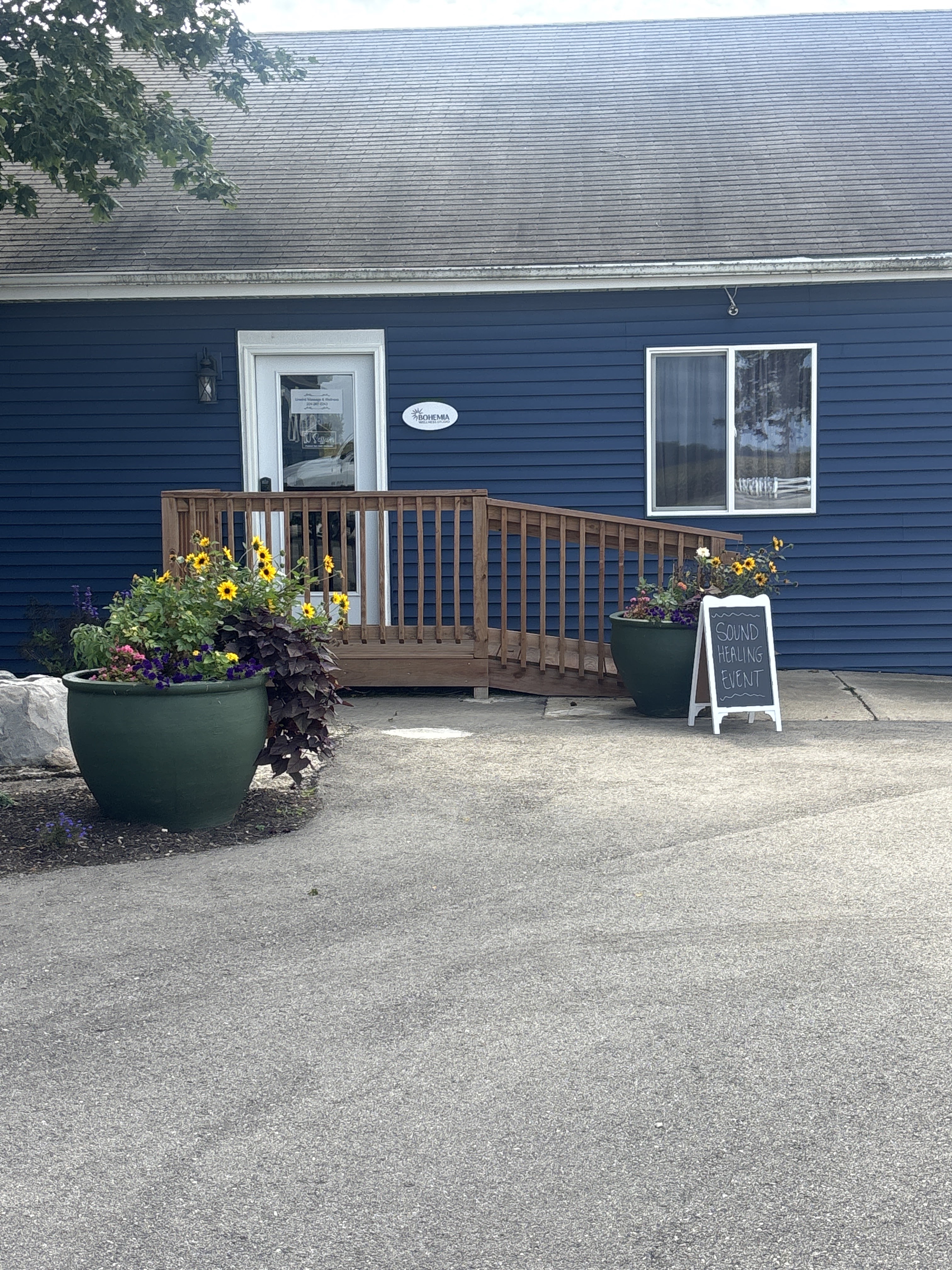 Bohemia Salon & Wellness photo 6