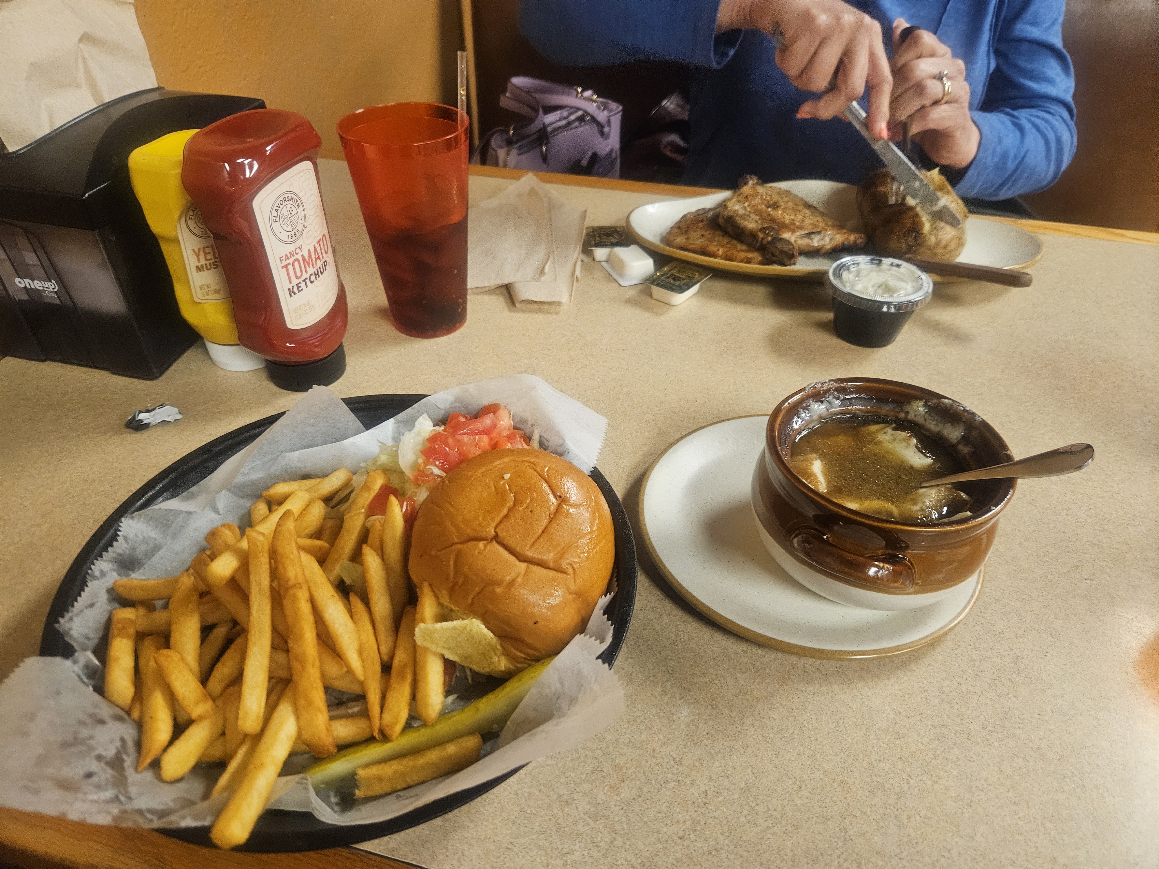 On The Go Bar & Grill photo 5
