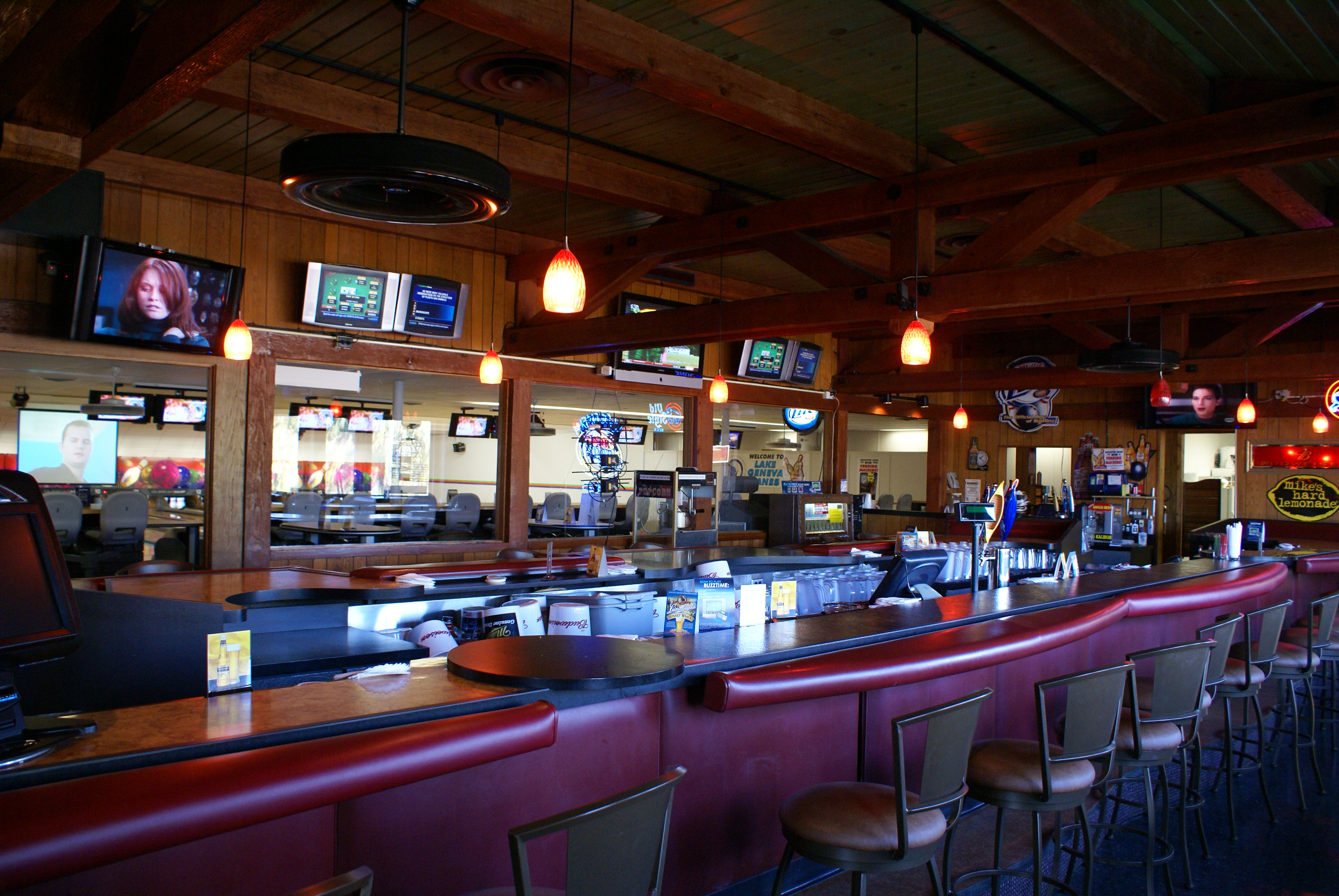 Lake Geneva Lanes photo 2