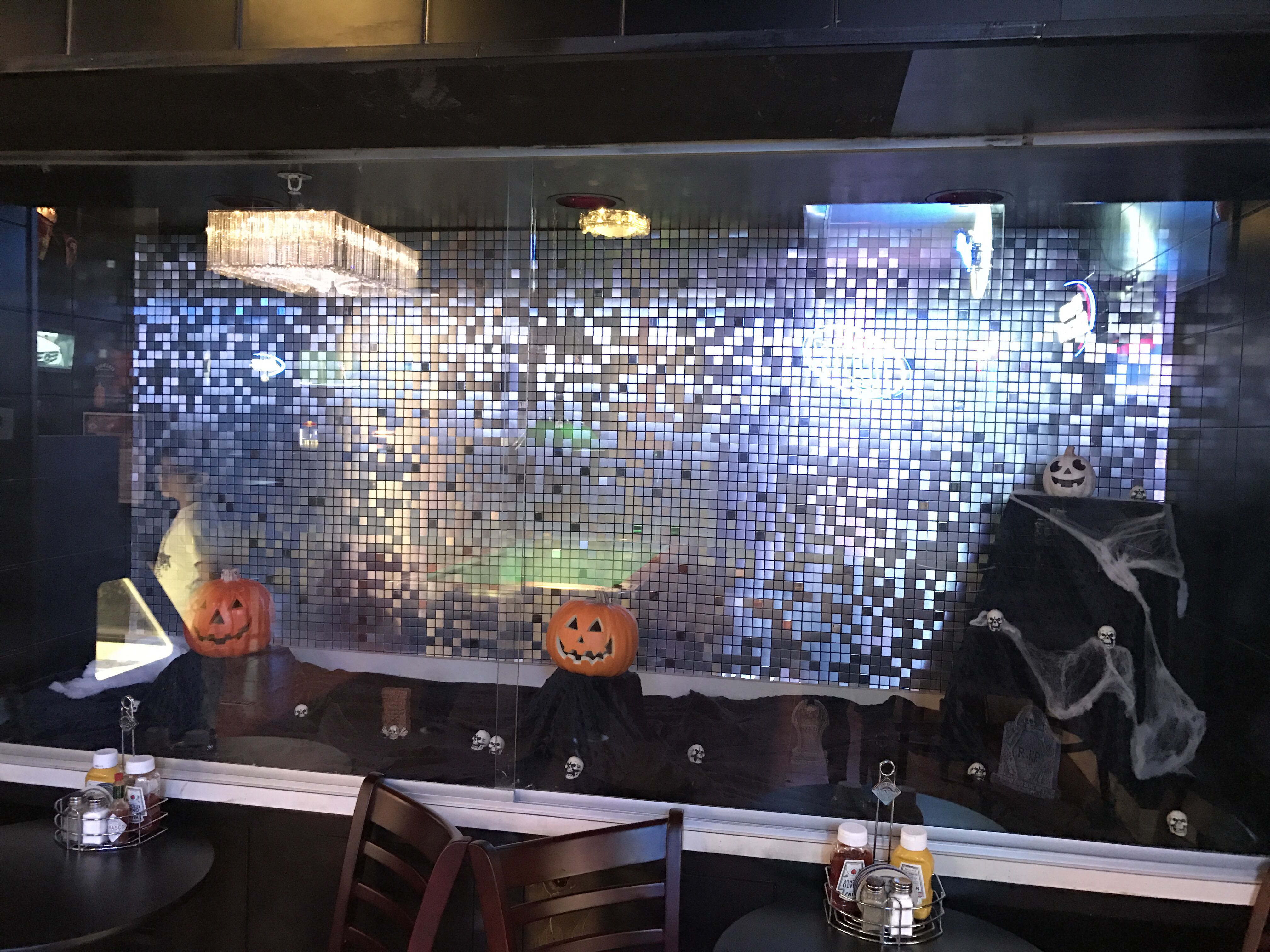 Arcadia Bar & Grill