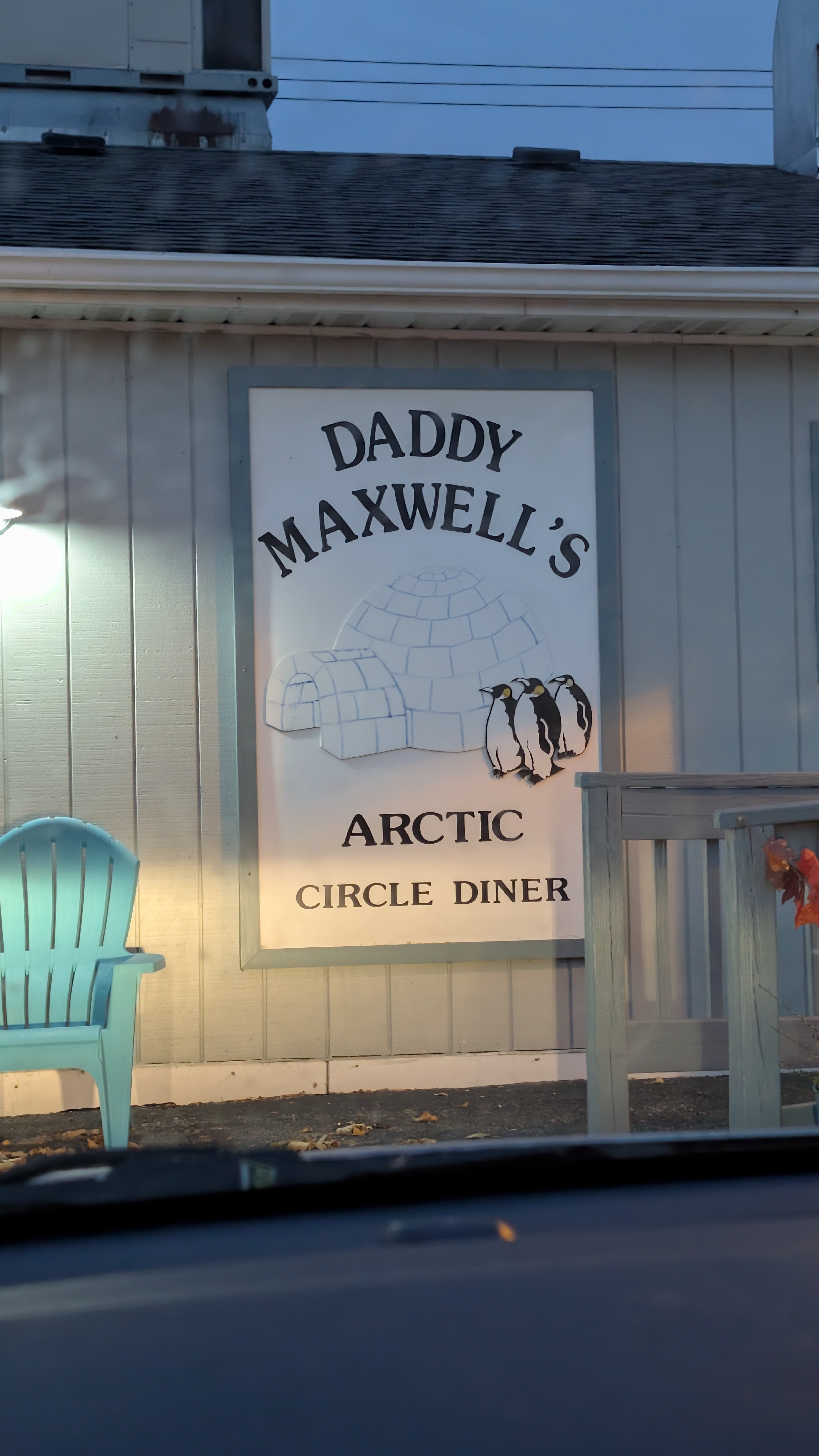 Daddy Maxwell's Diner & Cafe