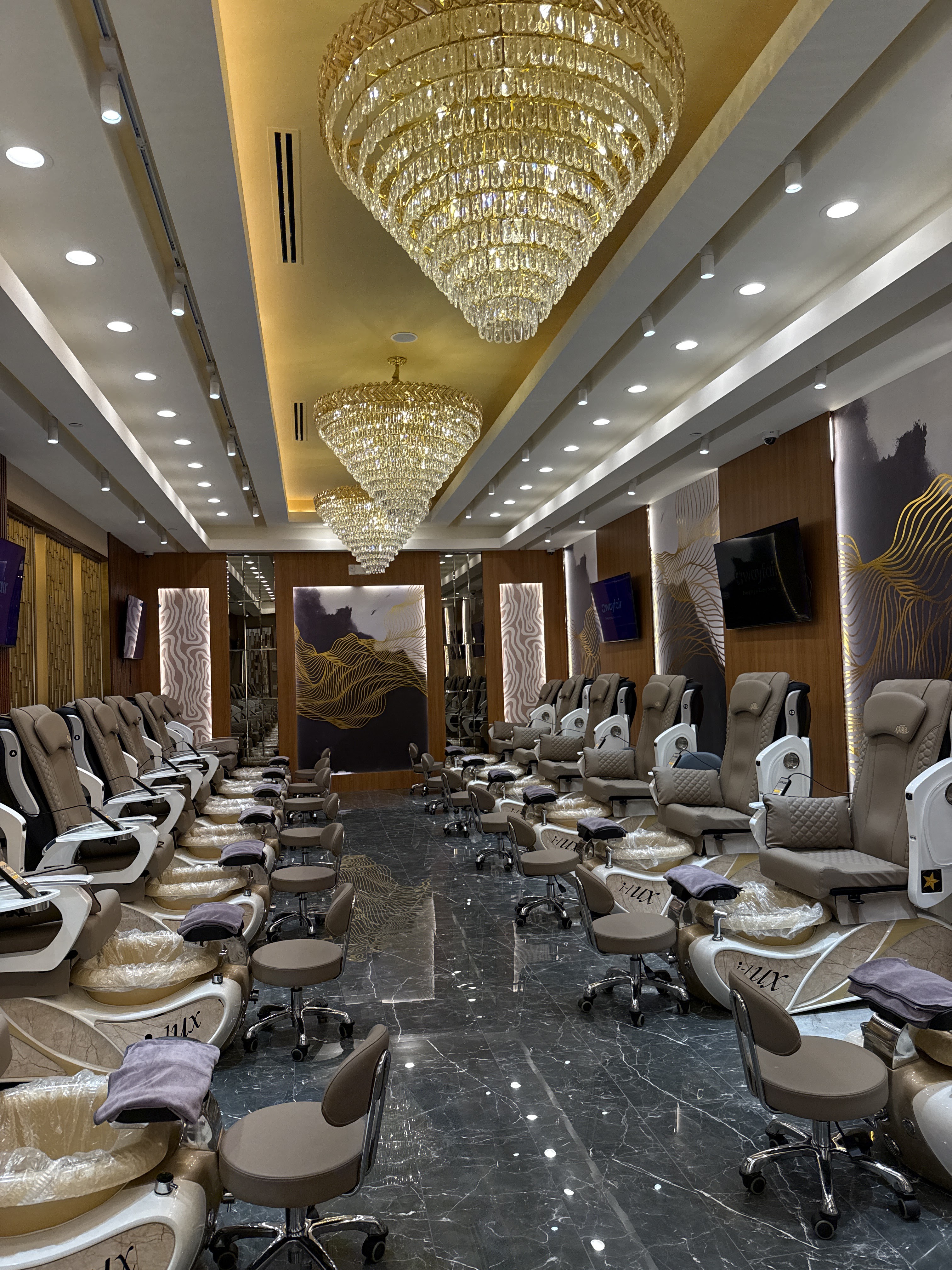 Geneva's Salon and Spa Suites photo 4