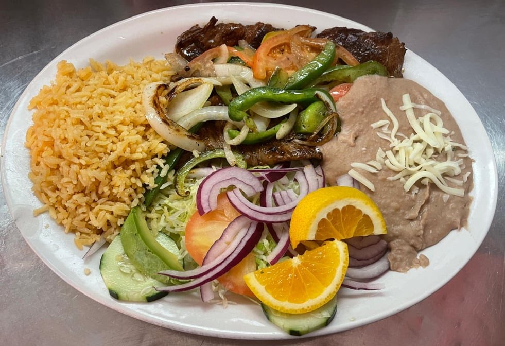 Los Agaves Restaurant photo 4