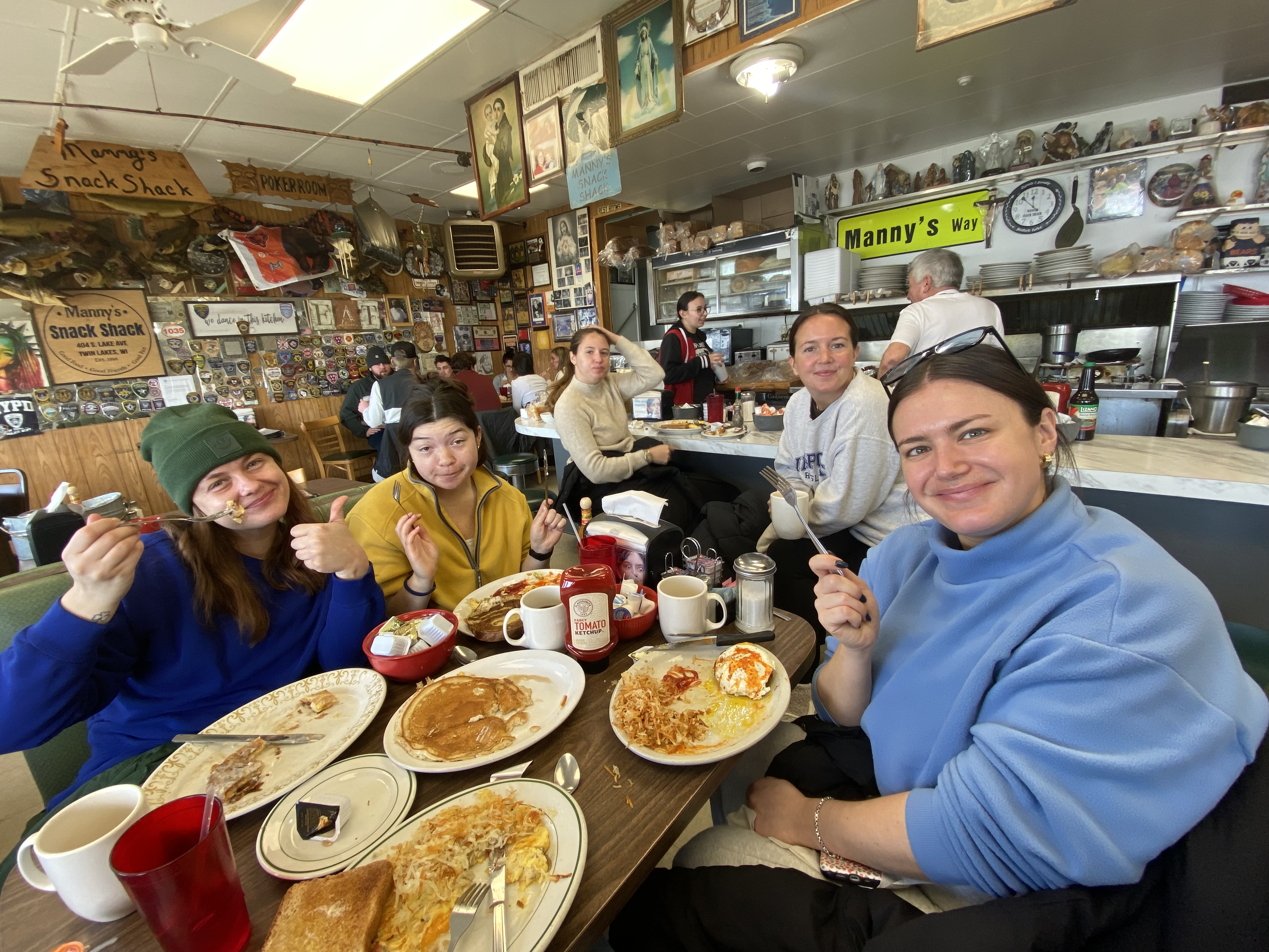 Manny's Snack Shack photo 3