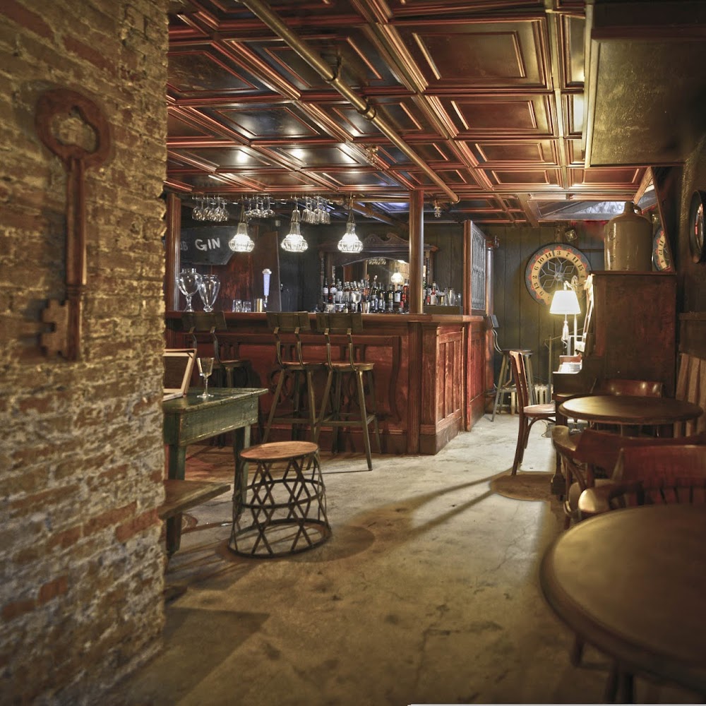 The Speakeasy Bar at Maxwell