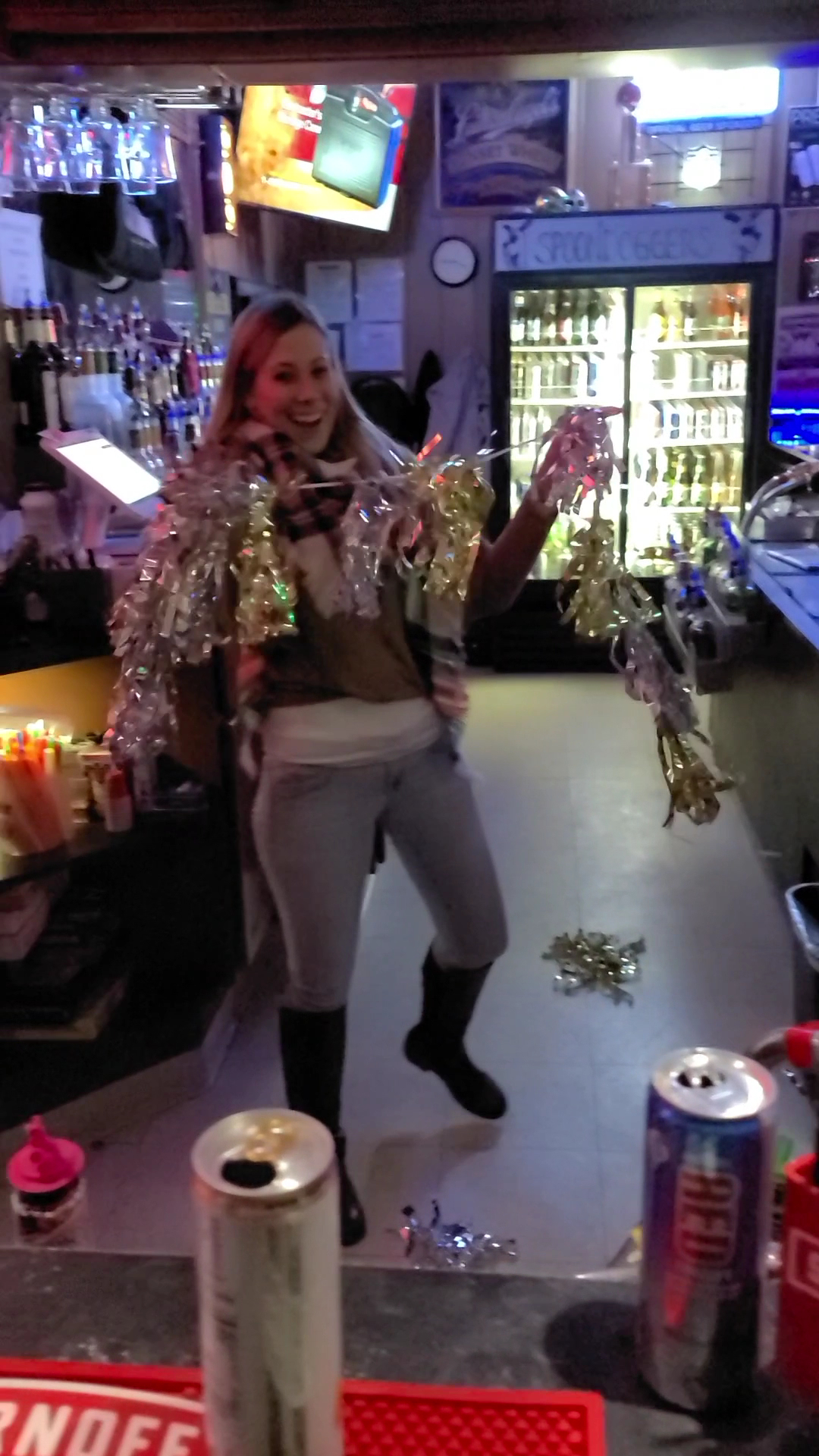 Spoondoggers Bar and Grill photo 2