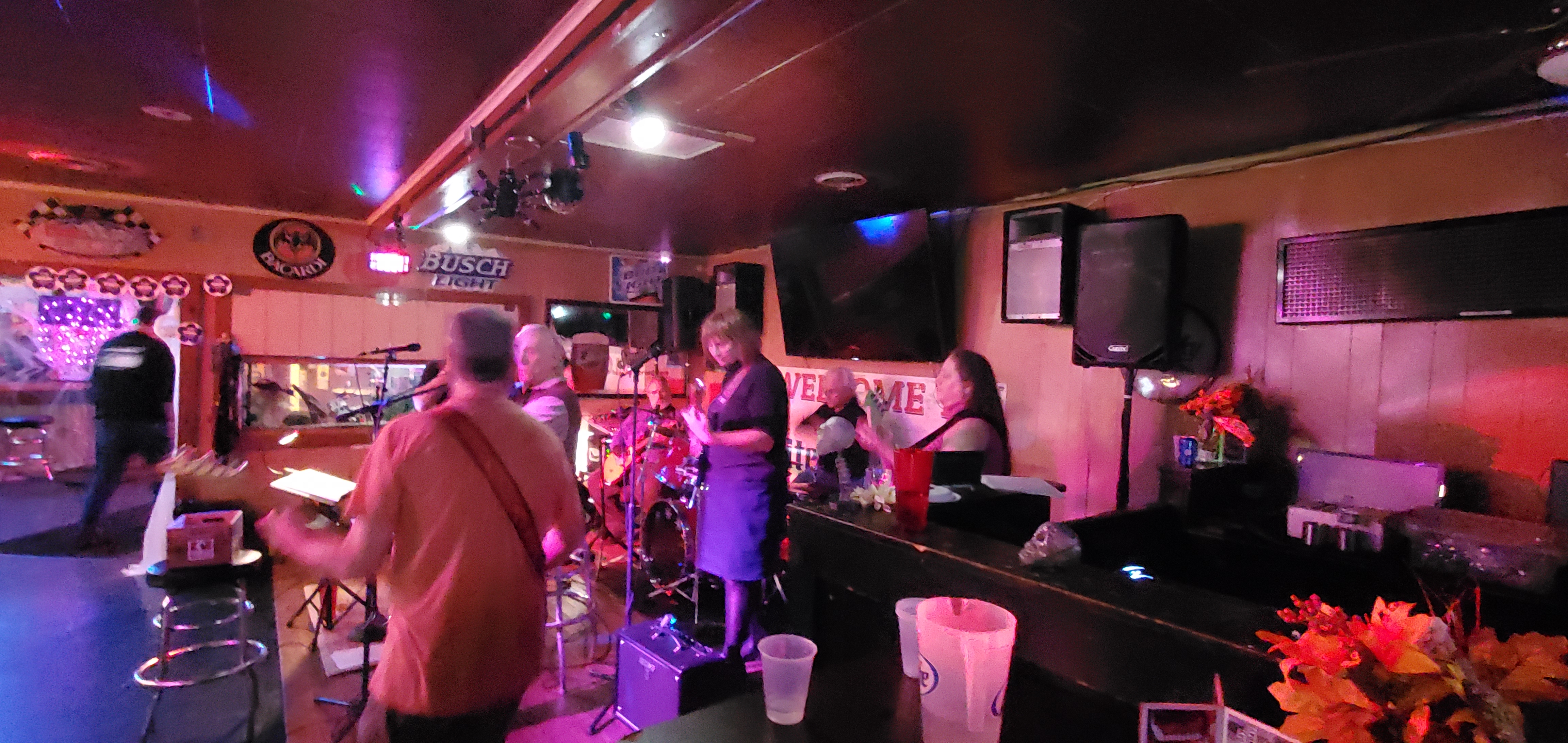 Spoondoggers Bar and Grill photo 4