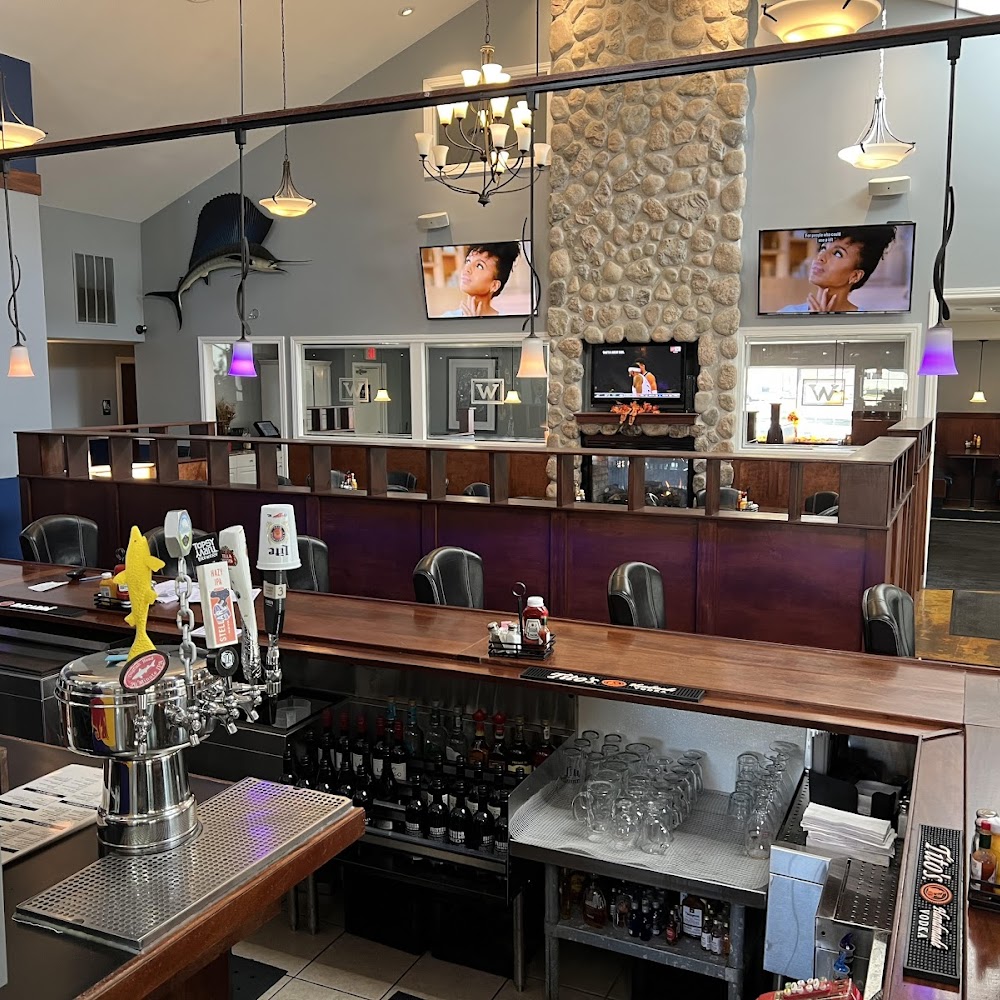 Waterfront Pub & Grill