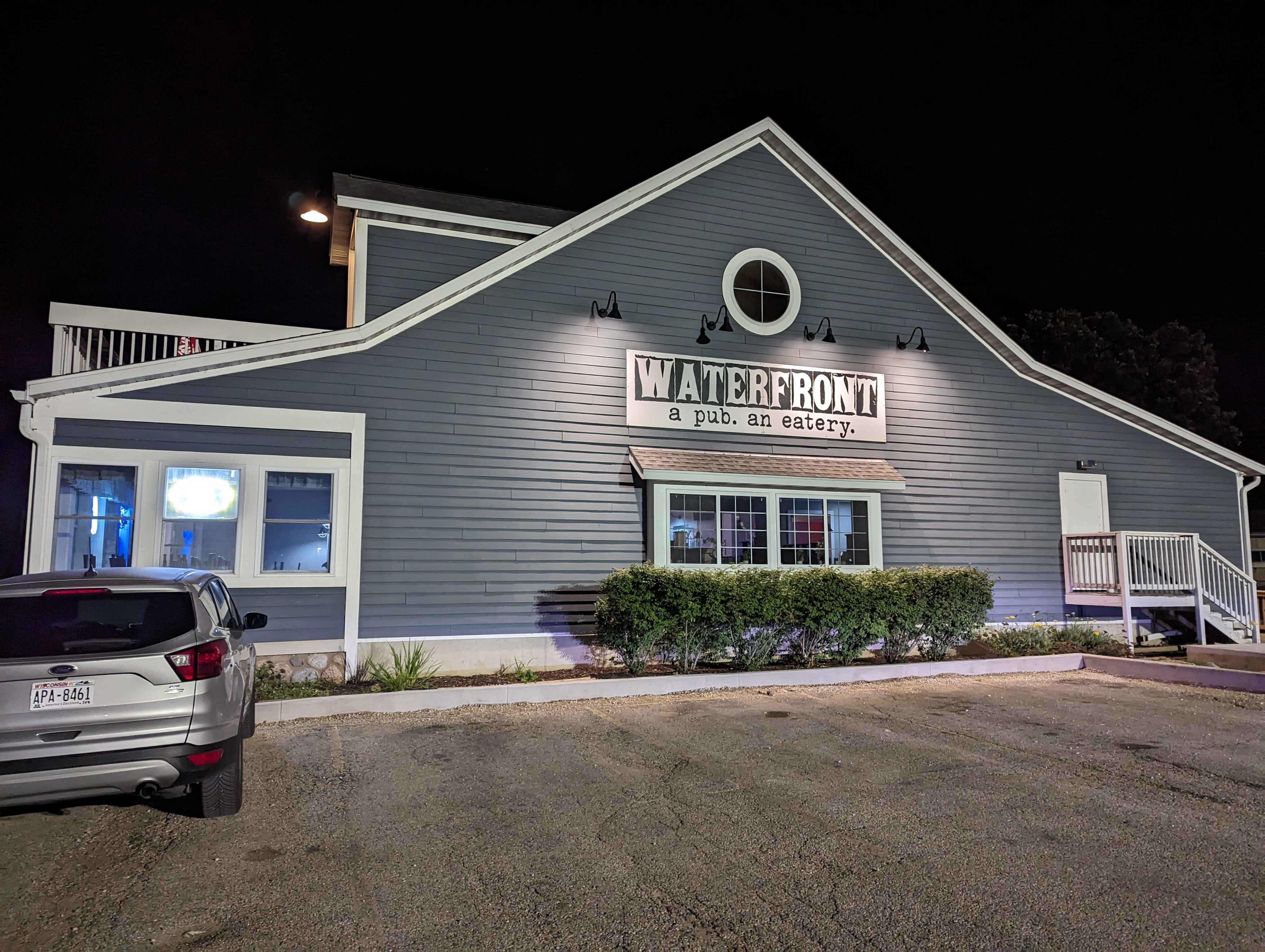 Waterfront Pub & Grill photo 4