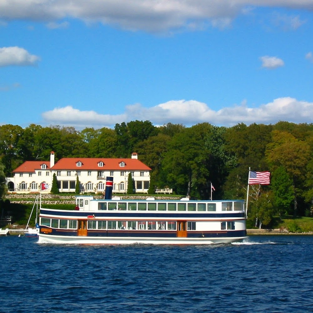 Lake Geneva Cruise Line