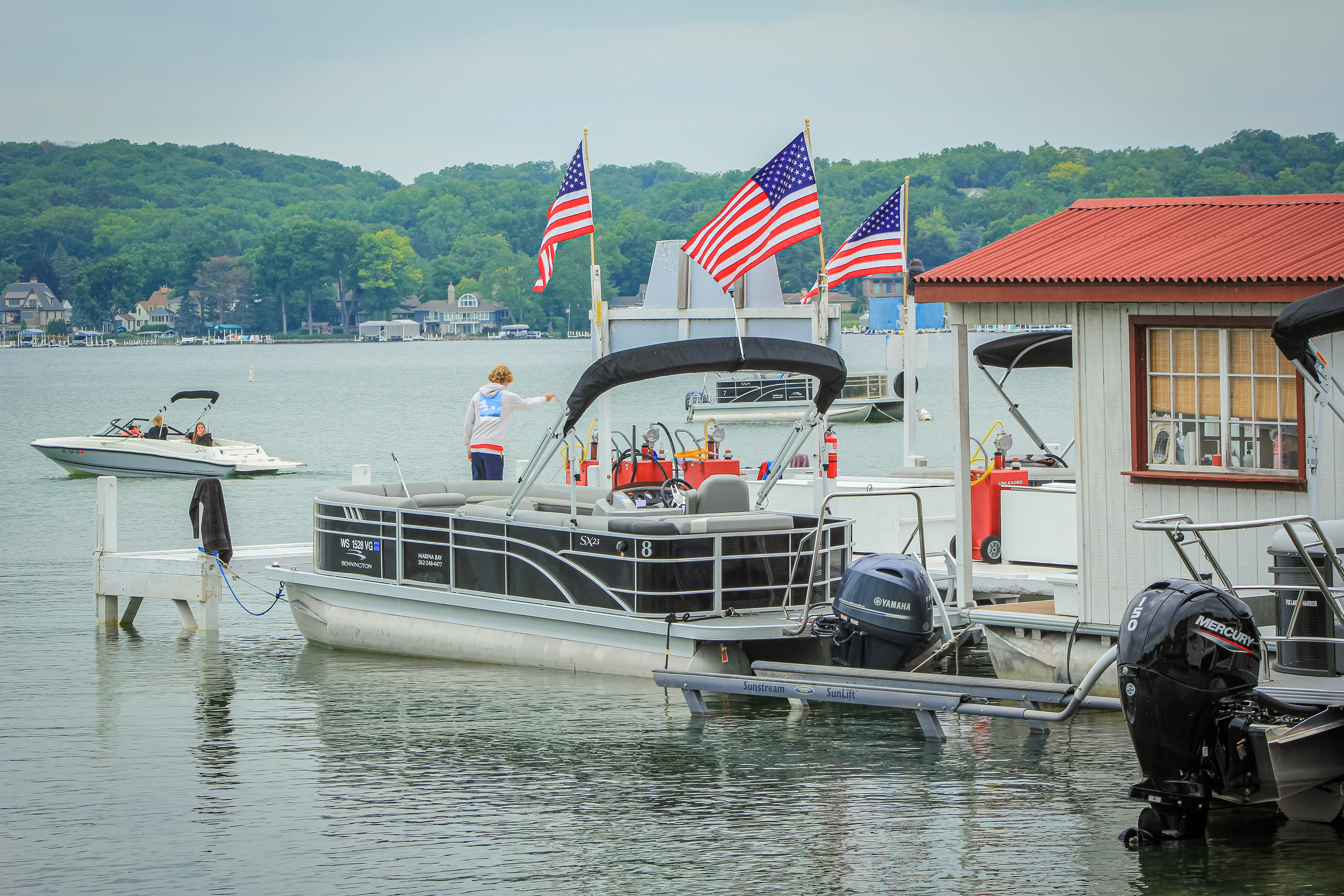 Marina Bay Boat Rentals photo 2