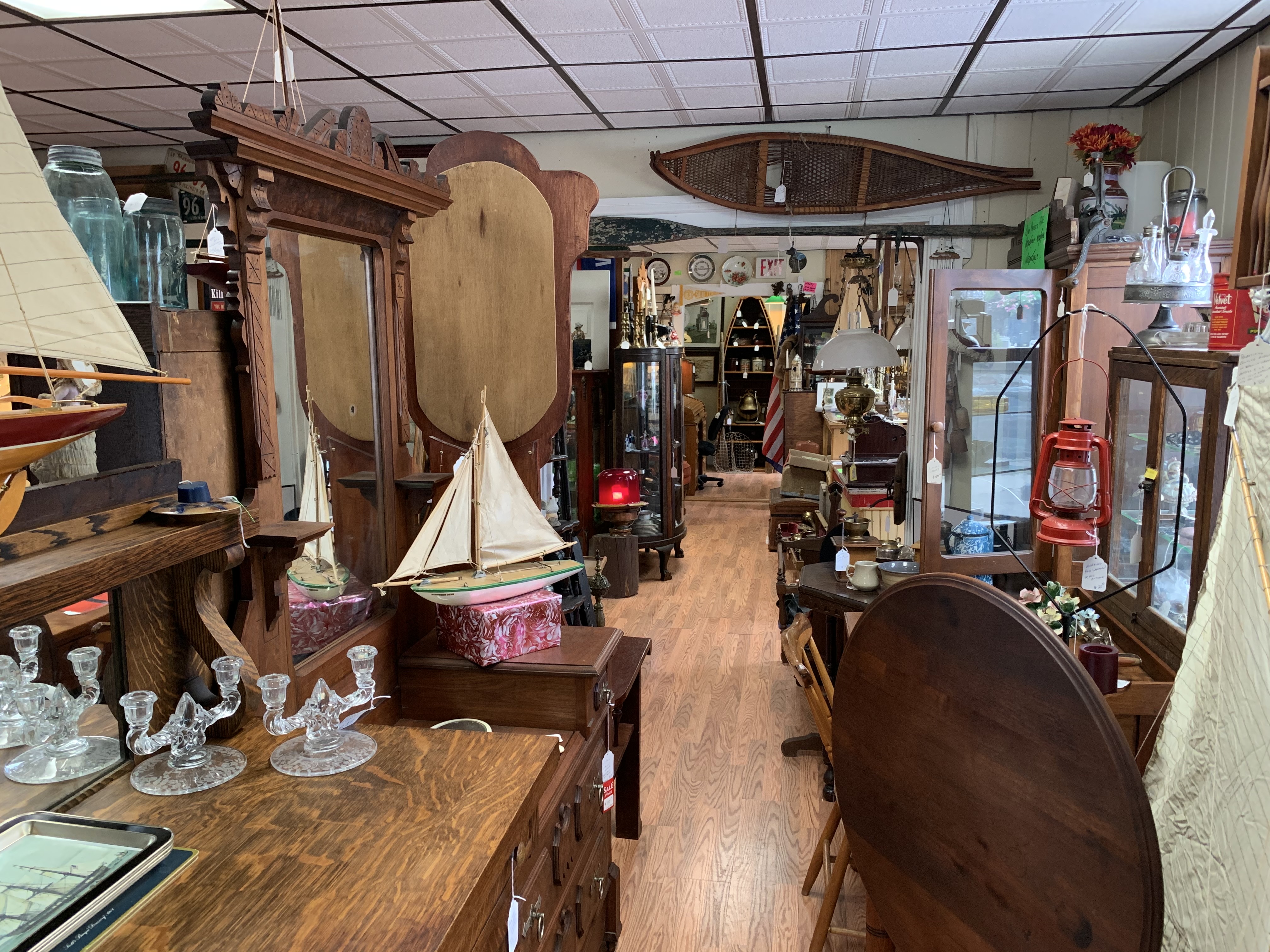 Maple Park Antiques photo 3