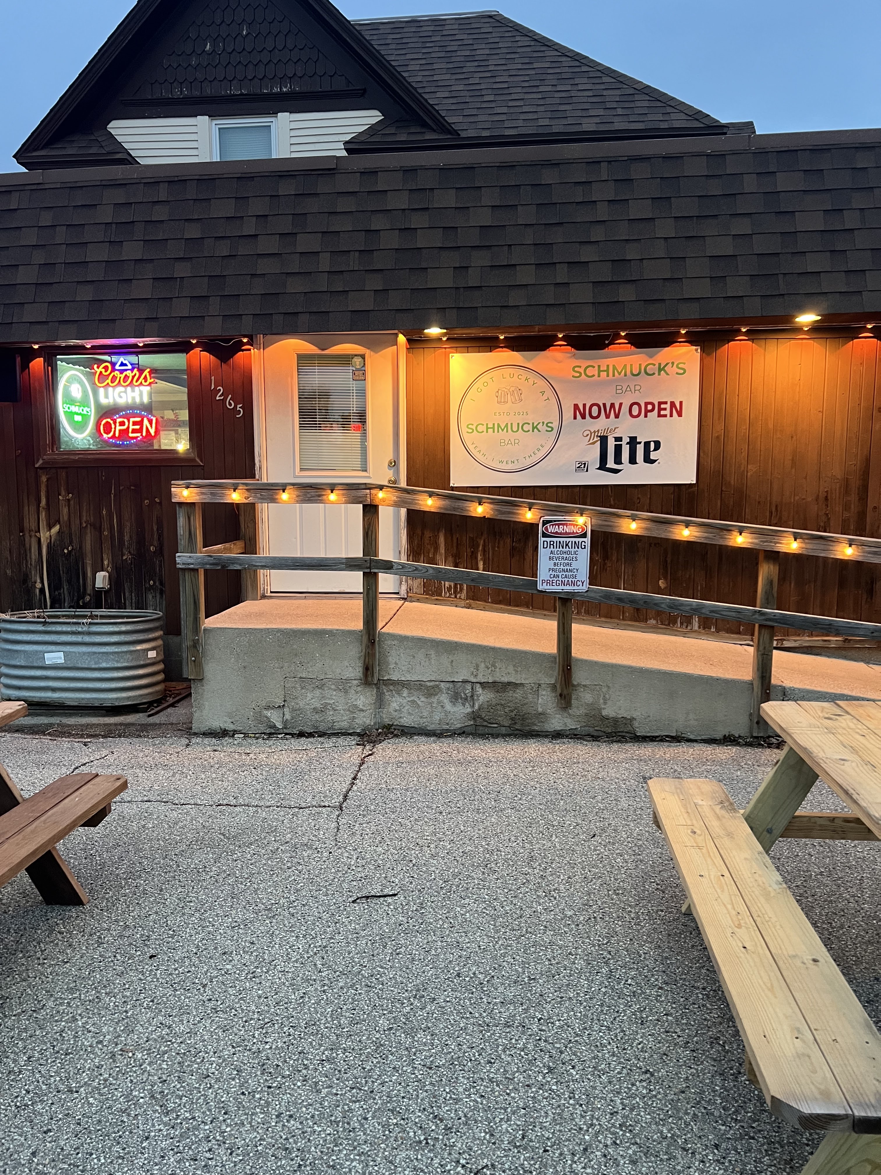 Schmuck’s Bar & Drive through photo 2