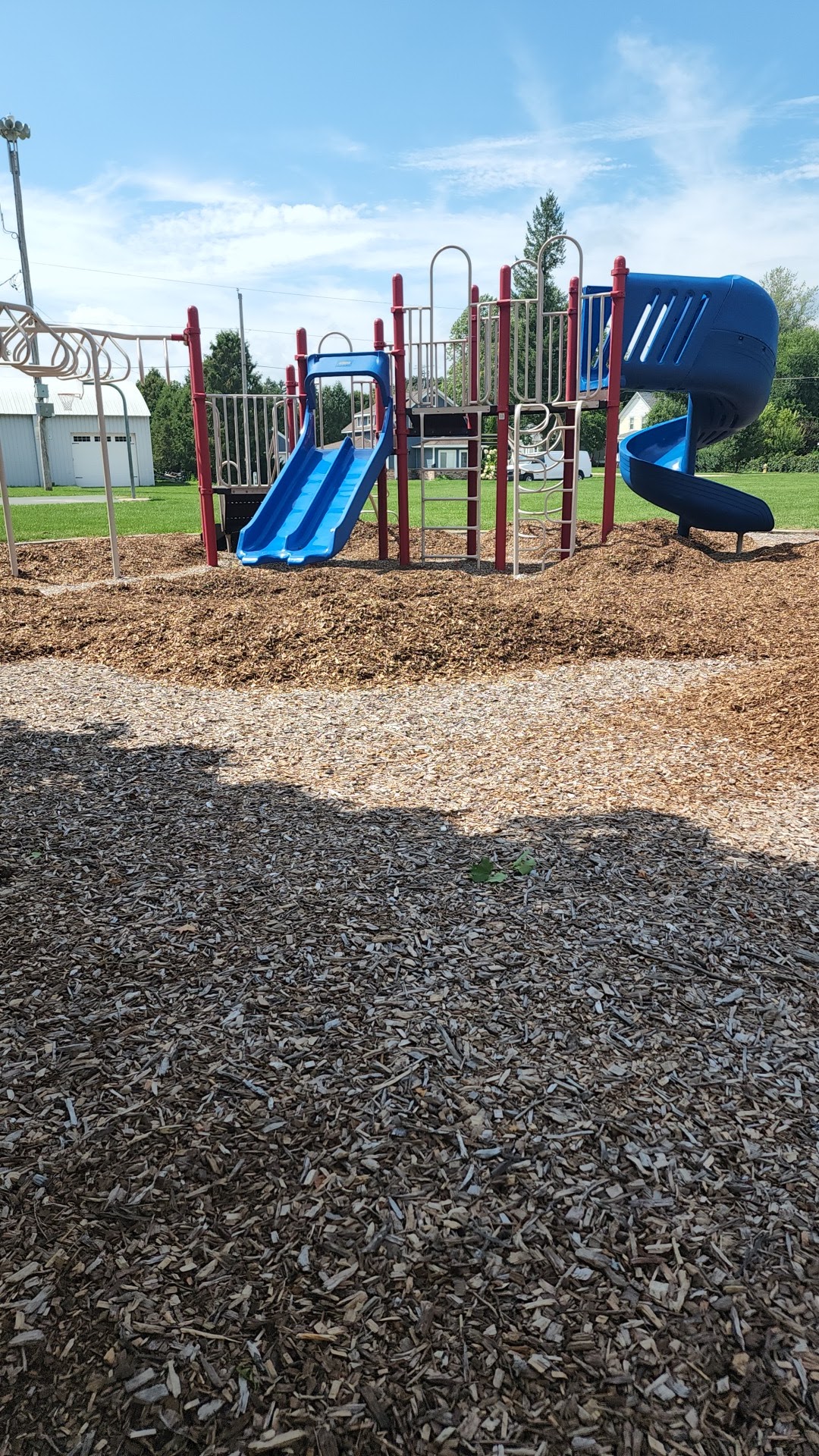 Deckert Park photo 2