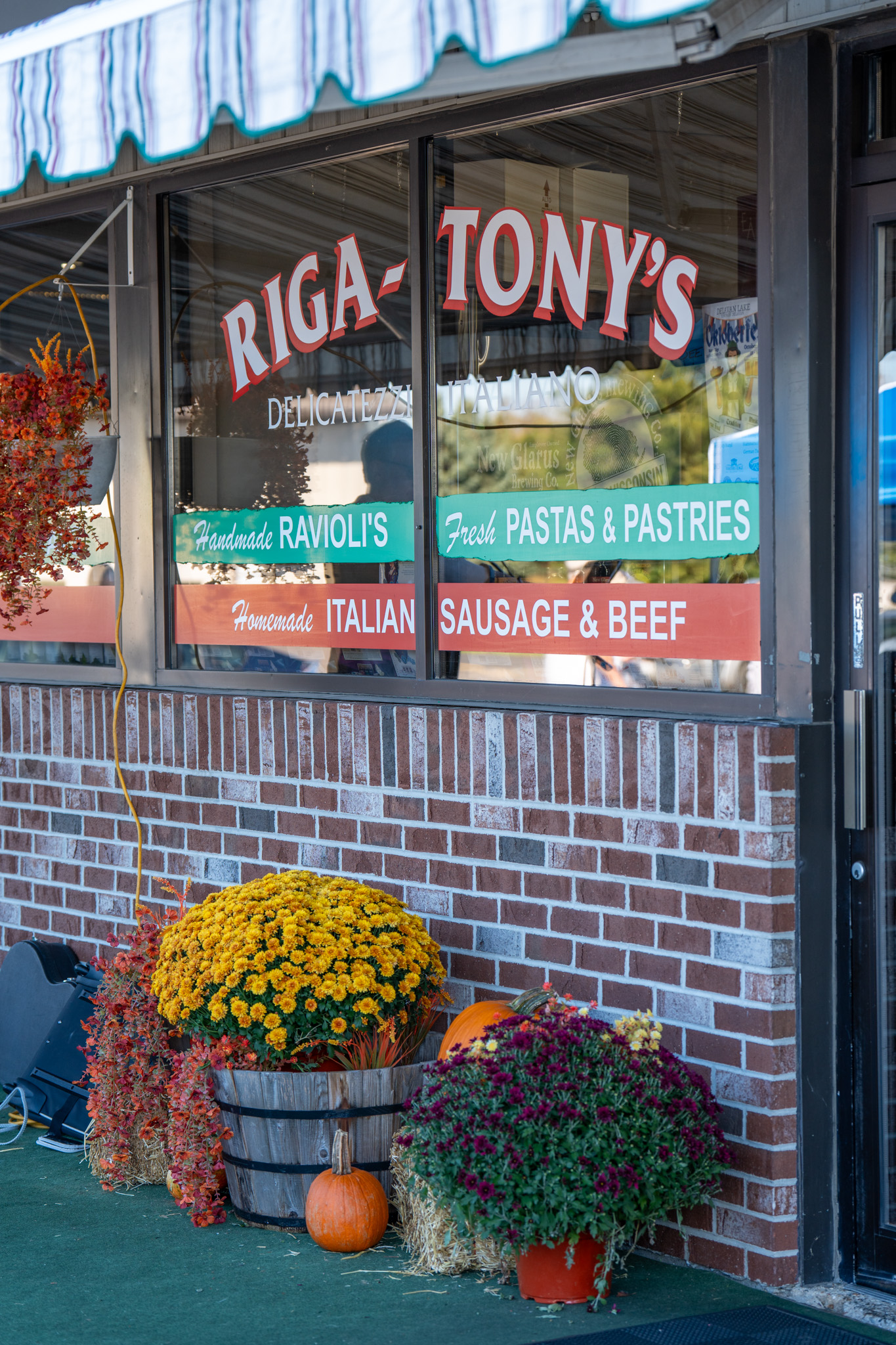 Riga-Tony's Delicatezzi Italiano photo 2