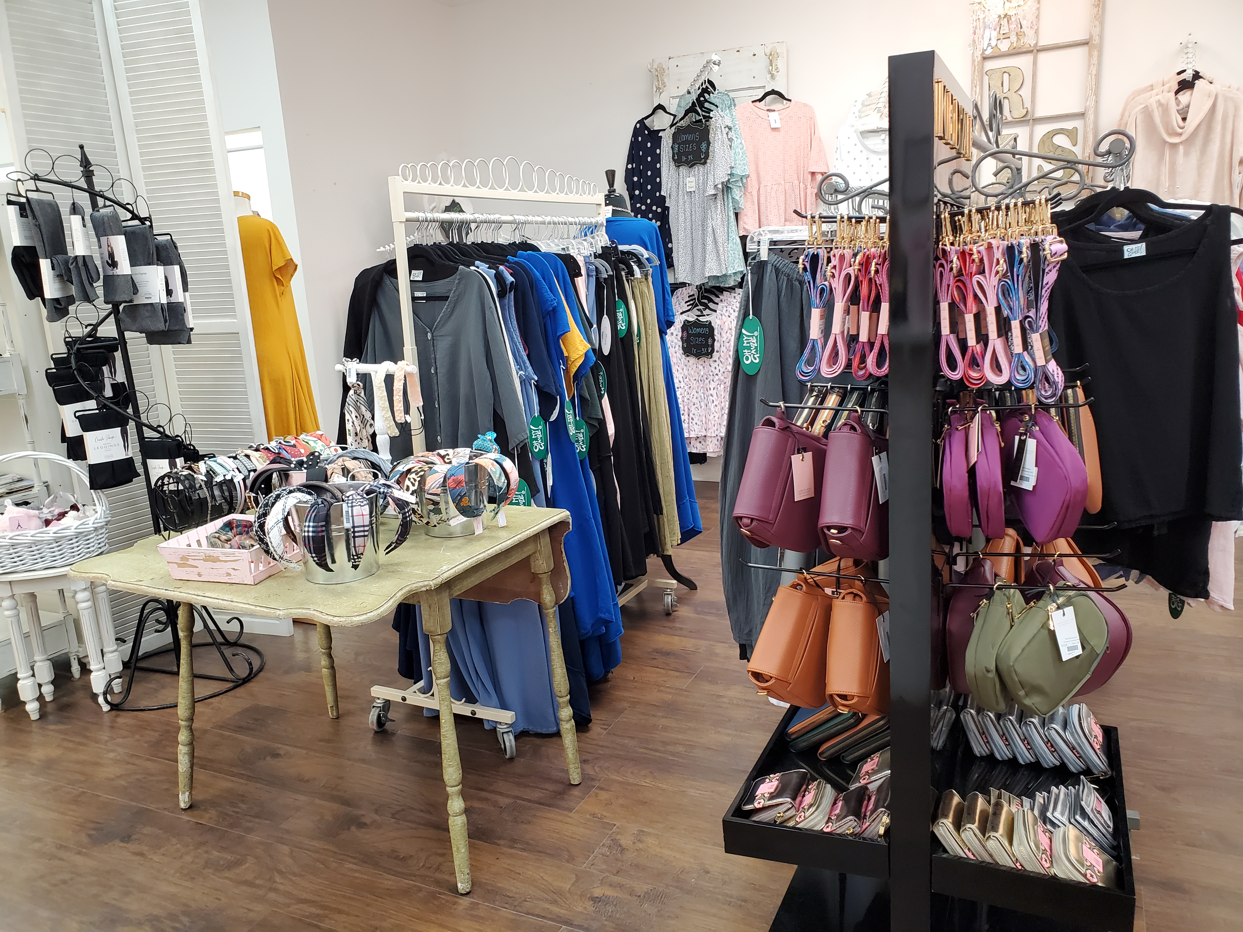 Tres Belle Boutique photo 4