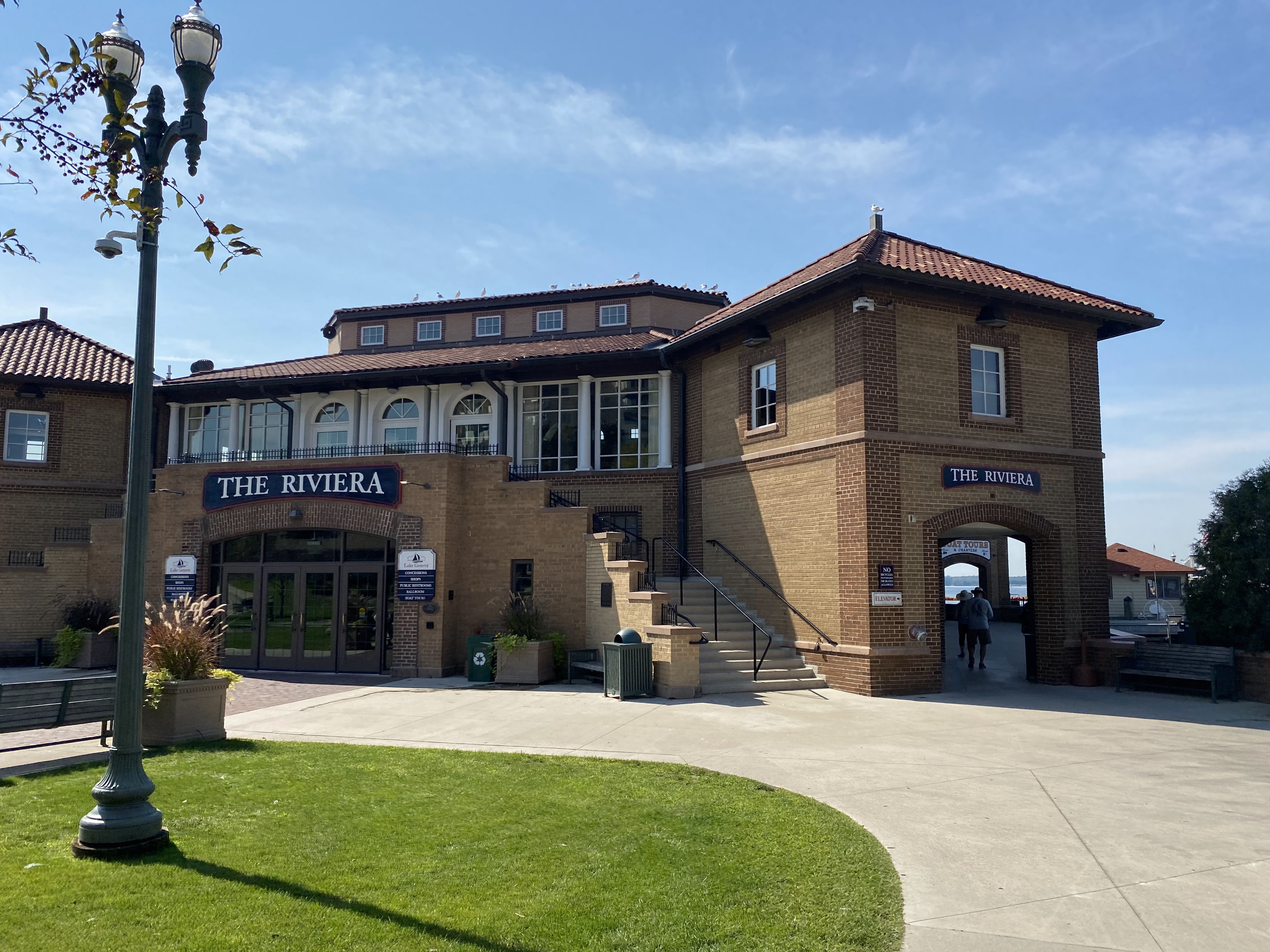 The Riviera Shops & Boathouse photo 3