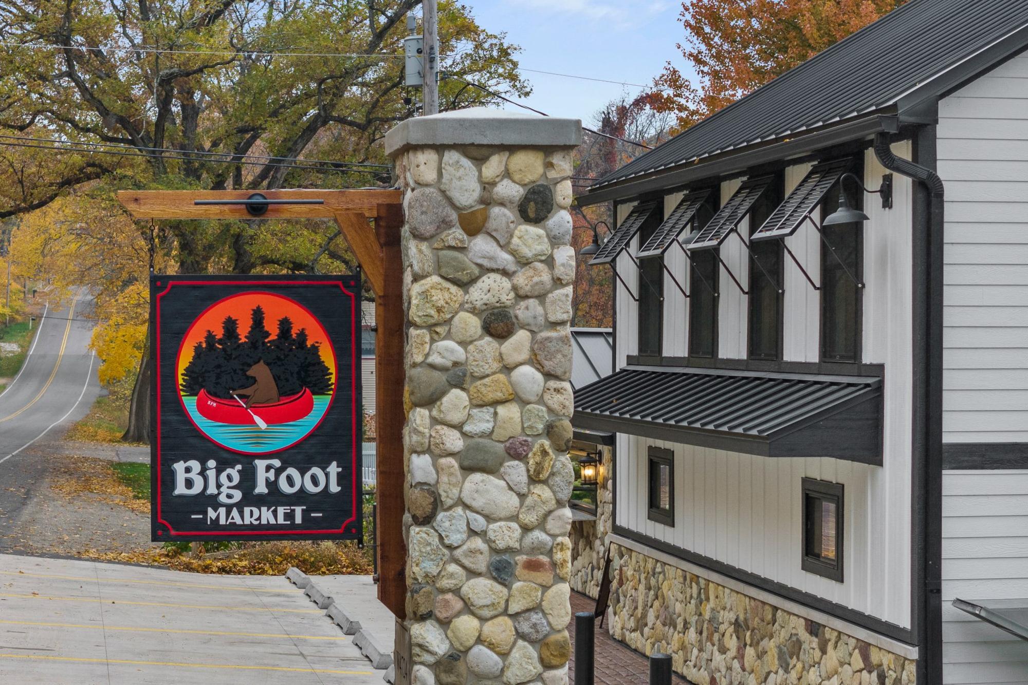 Big Foot Market photo 2