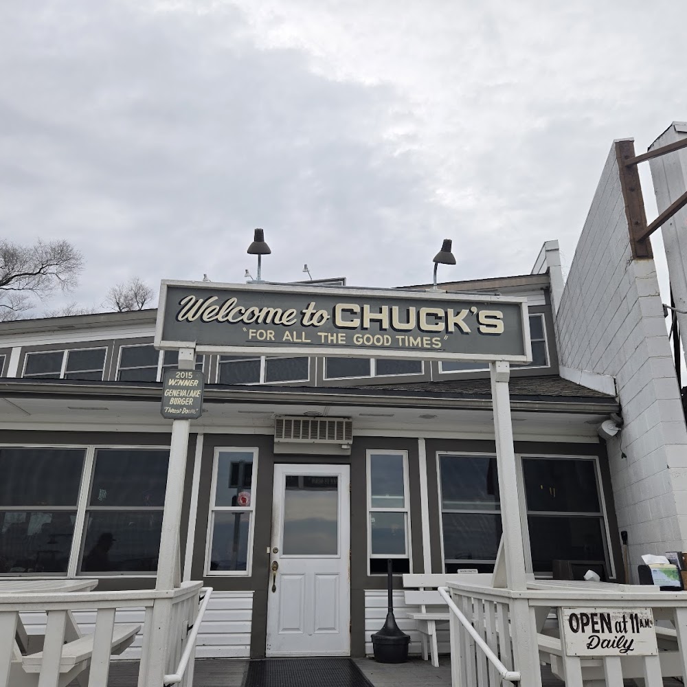 Chuck's Lakeshore Inn