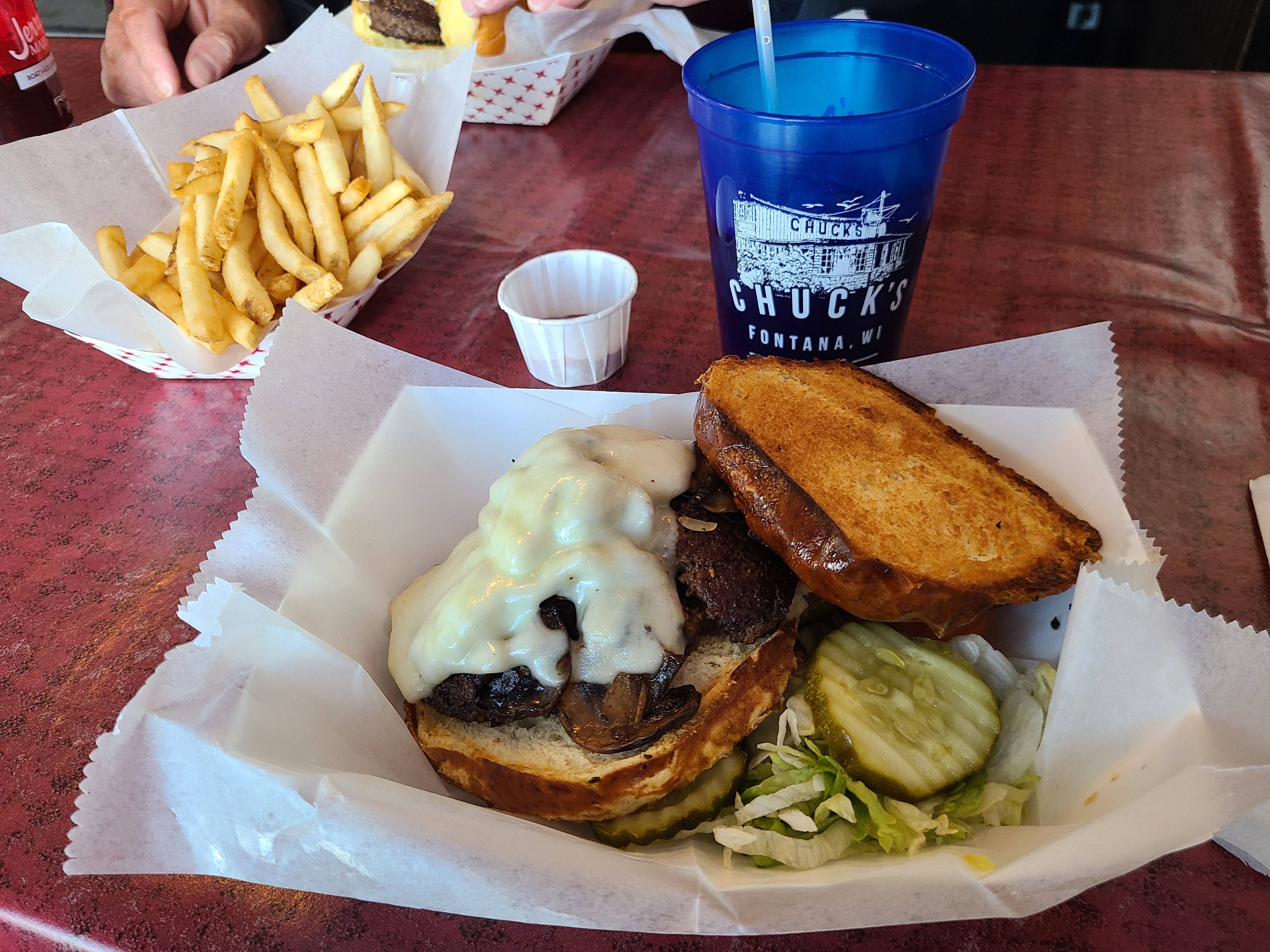 Chuck's Lakeshore Inn photo 4