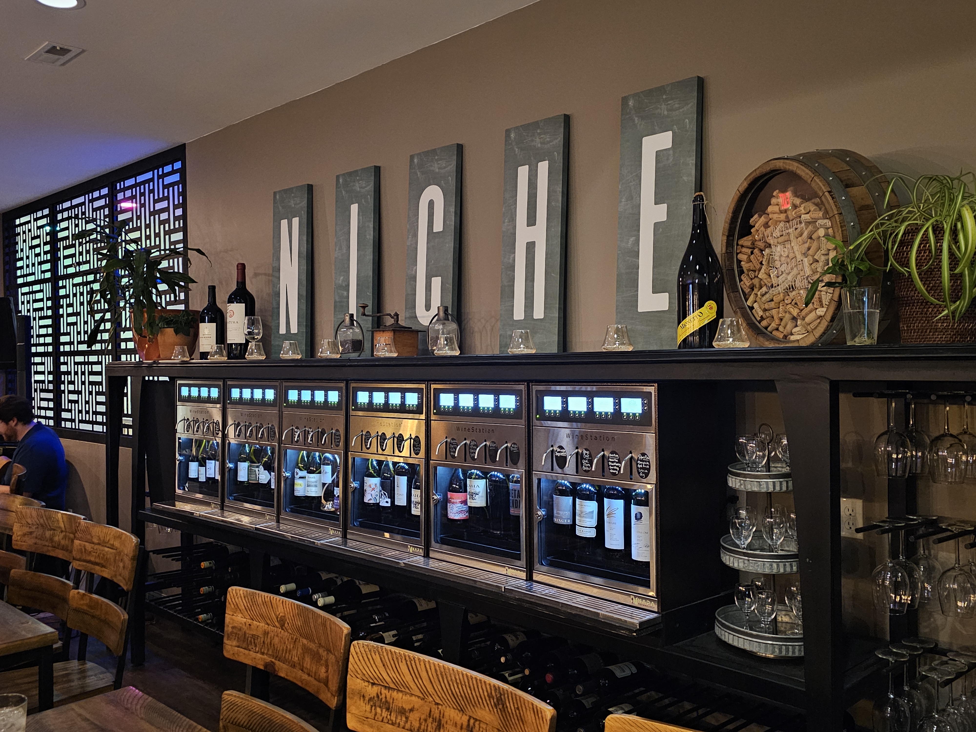Niche Cafe & Wine Bar photo 5