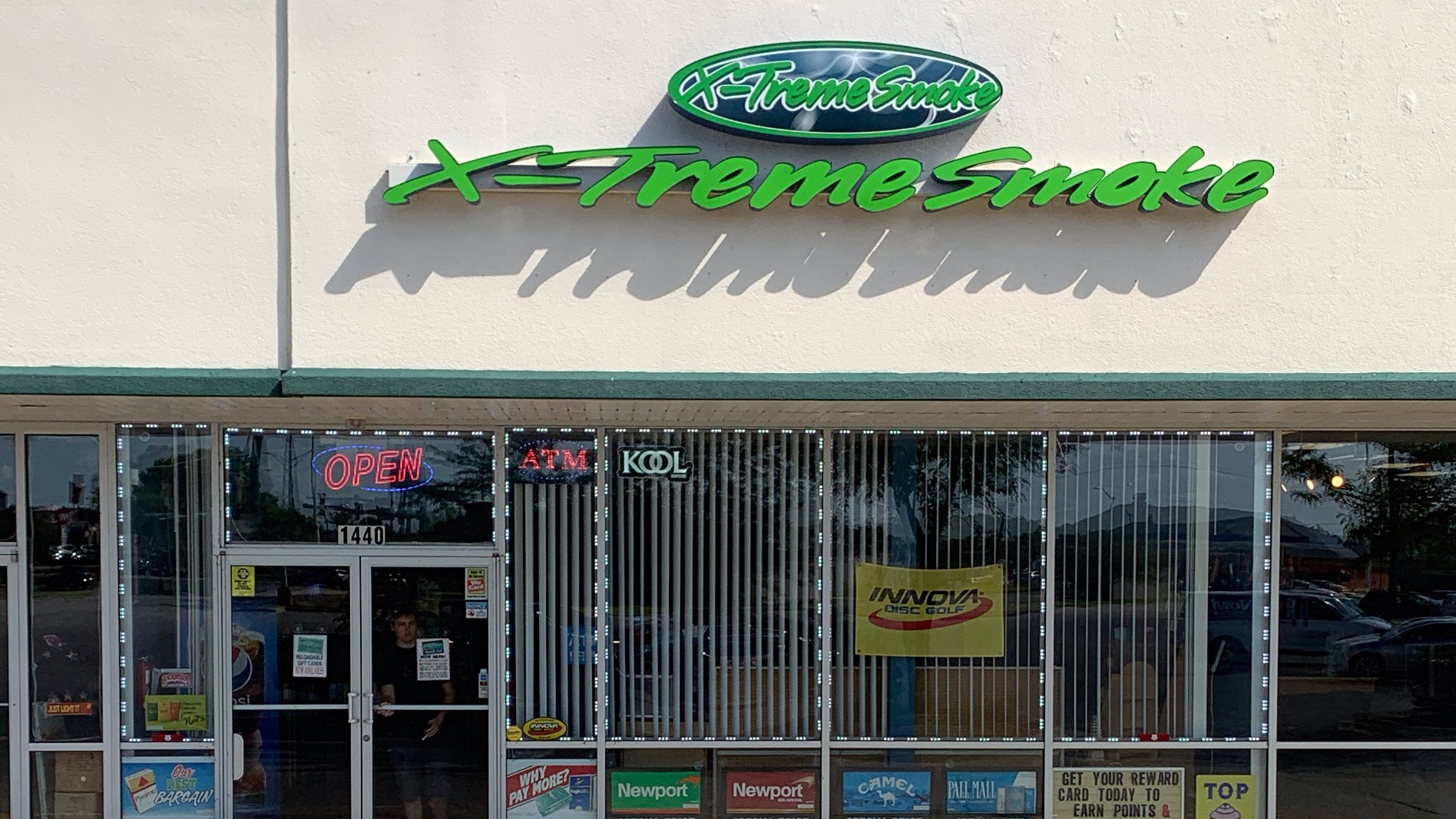 X-Treme Smoke & Vapor (Delavan, WI) photo 2