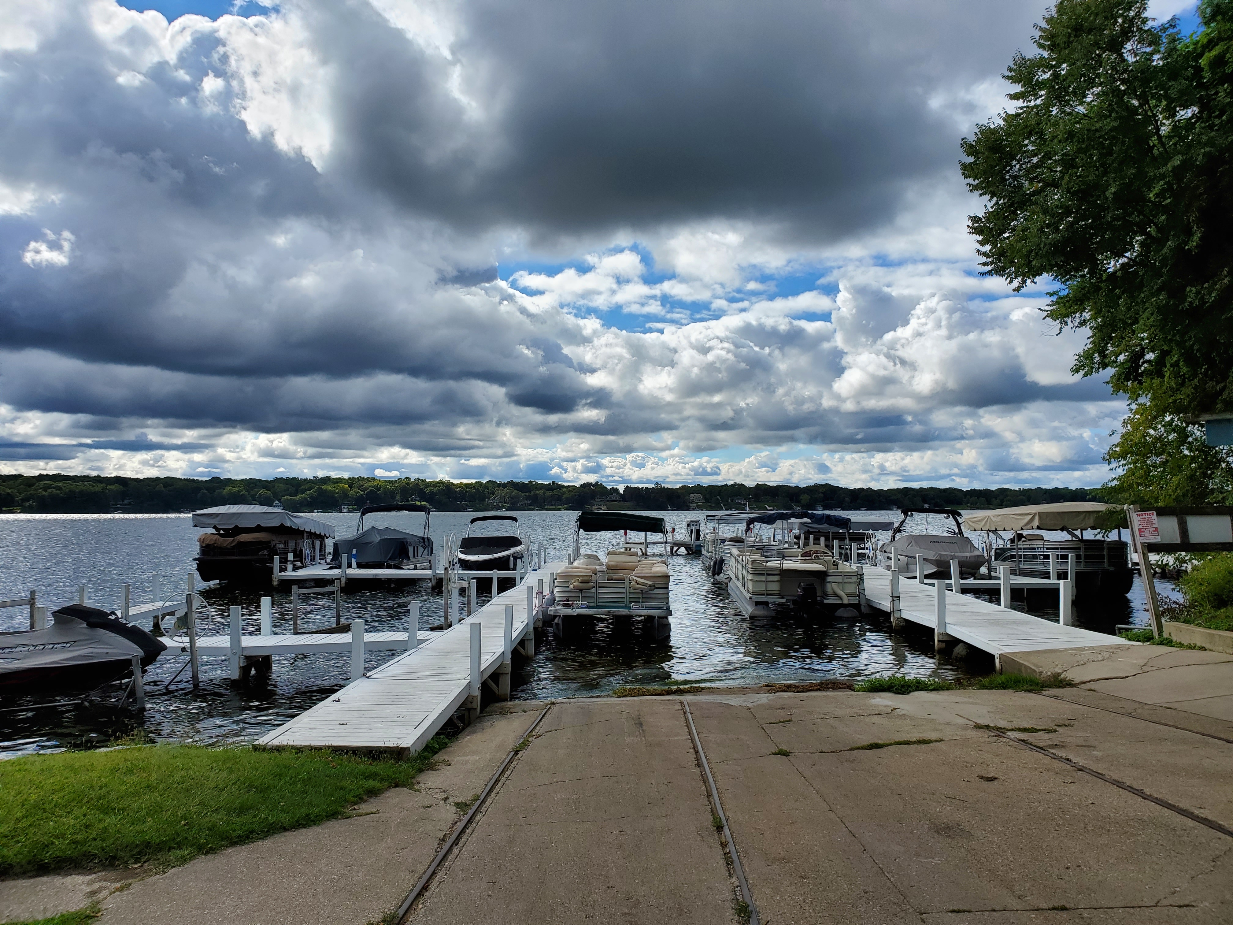 Delavan Lake Marina photo 2