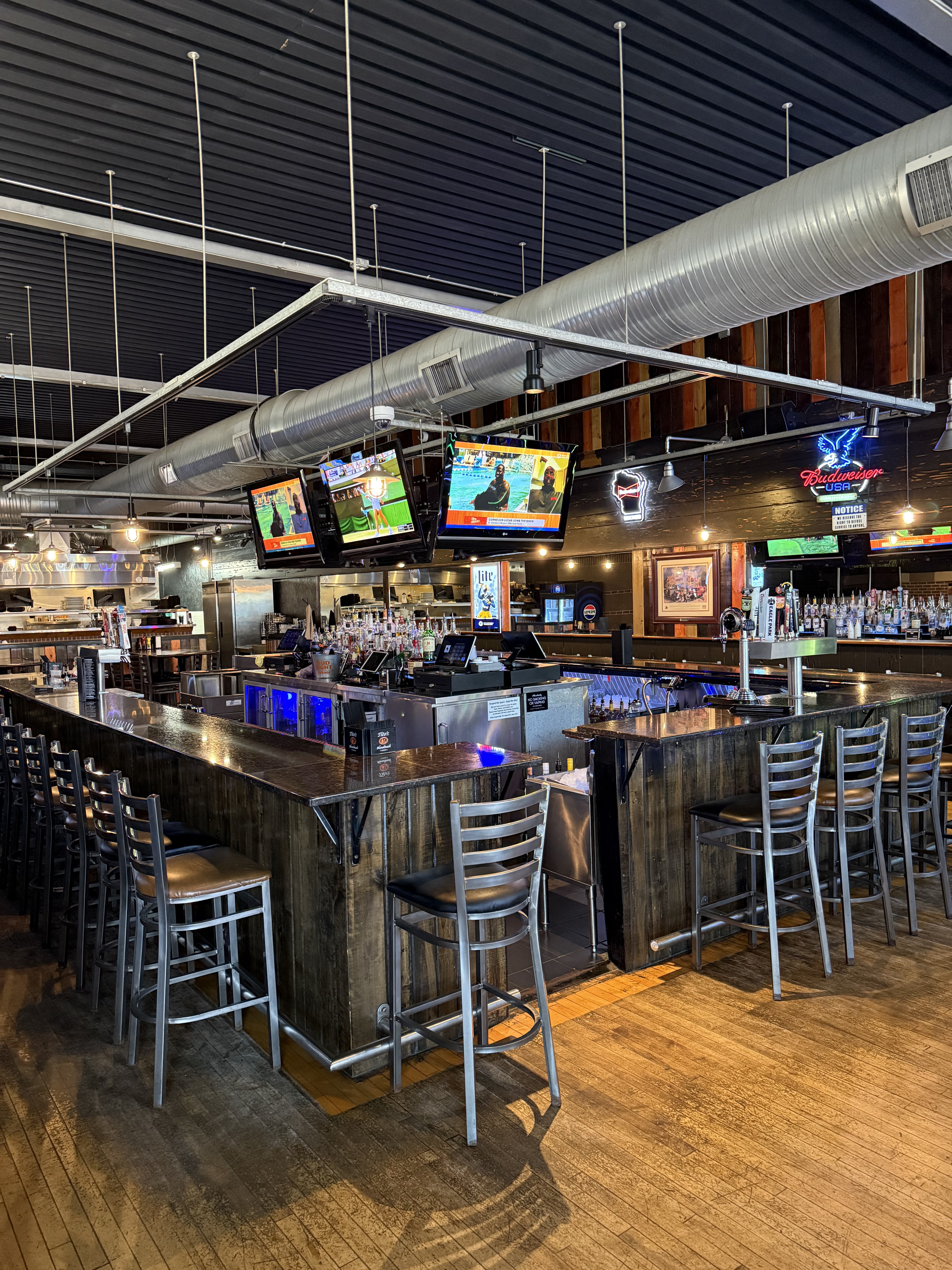 Ol' Wisco Bar & Grill photo 6