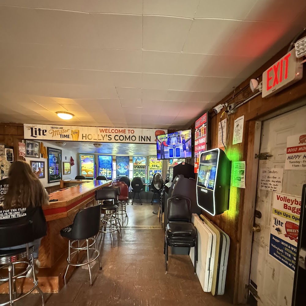Holly's Como Inn