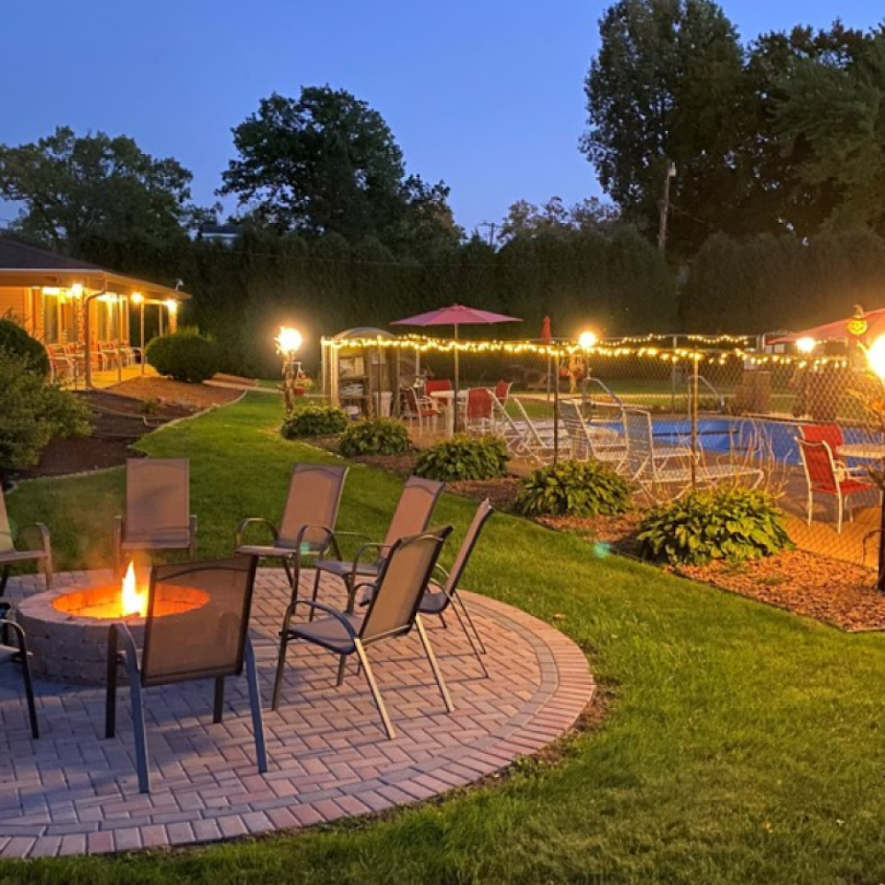 Lake Geneva Lodge