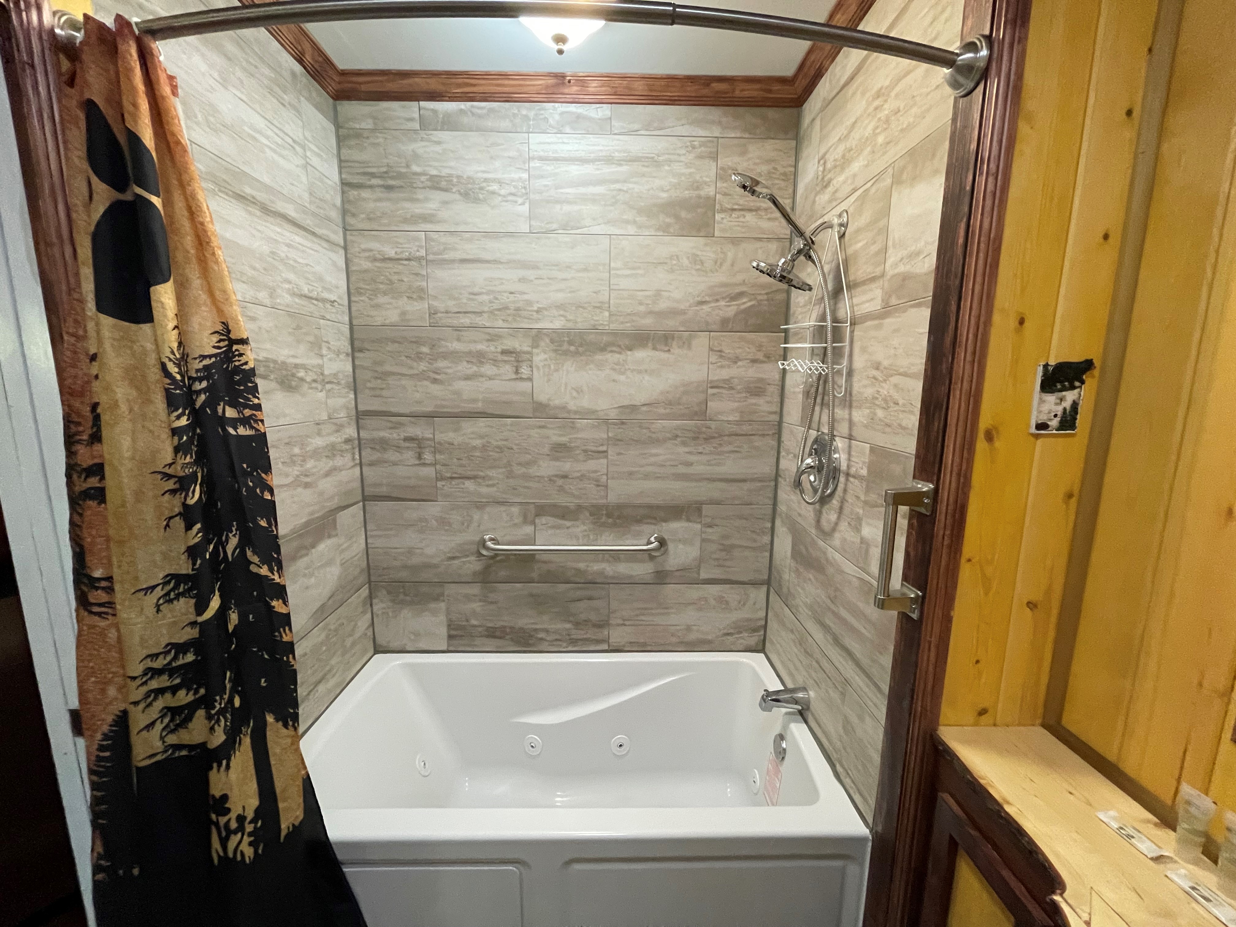 Lake Geneva Lodge photo 5