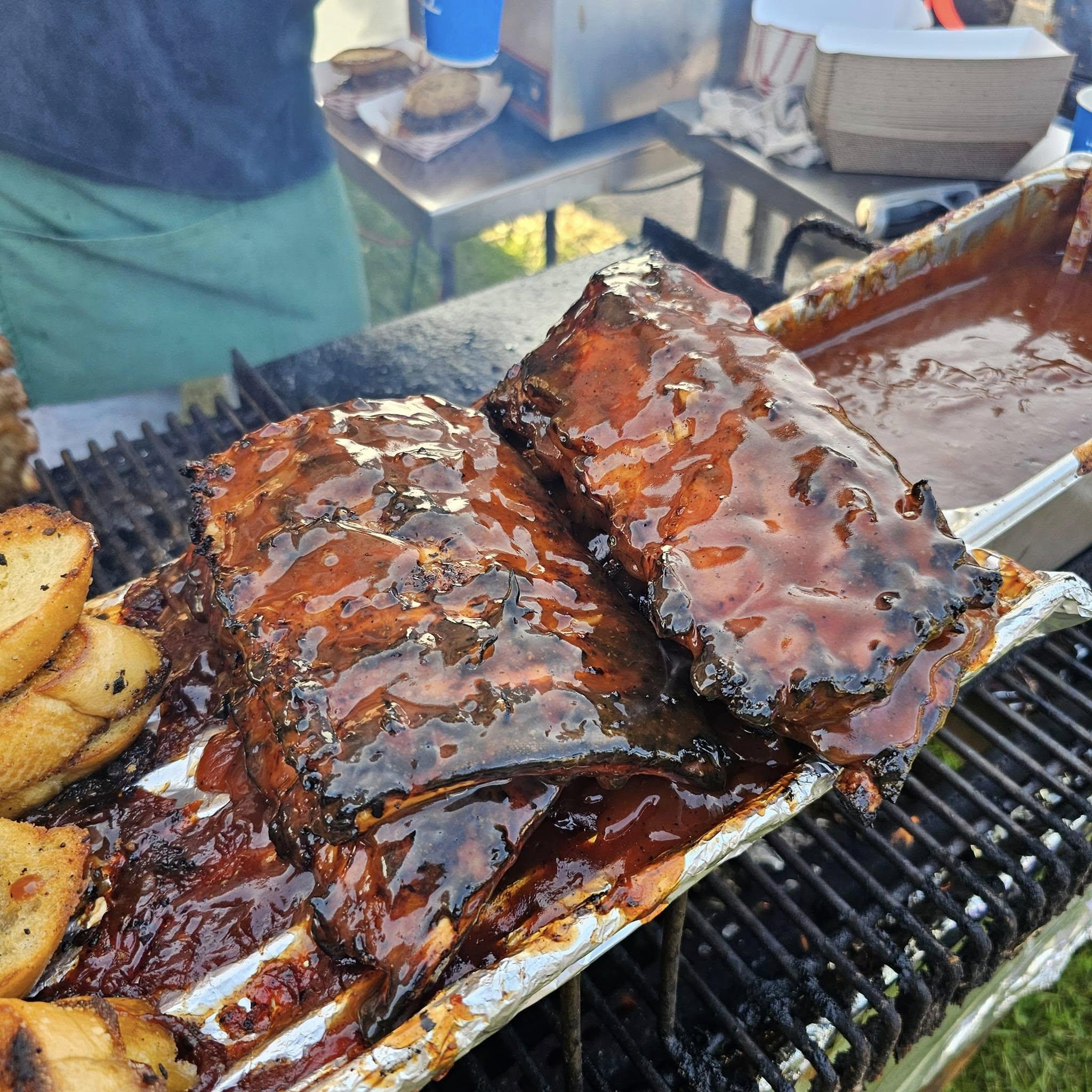 Uncle Ed's BBQ Events-Boat & Pontoon Rental photo 4